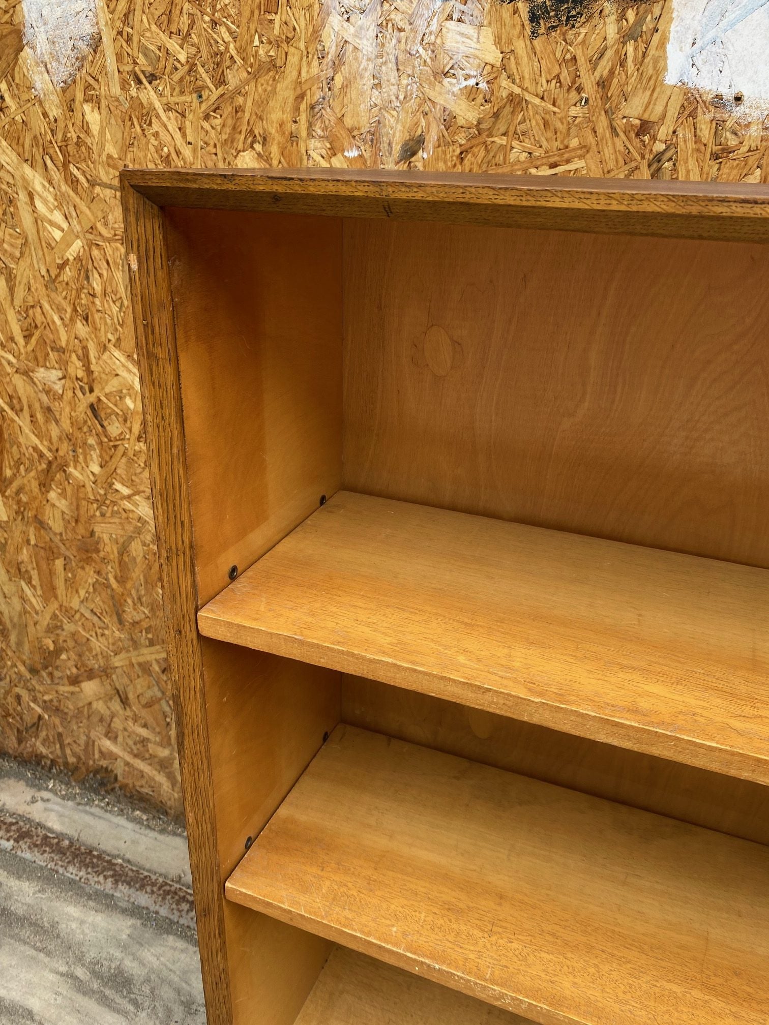 school-bookcase-3