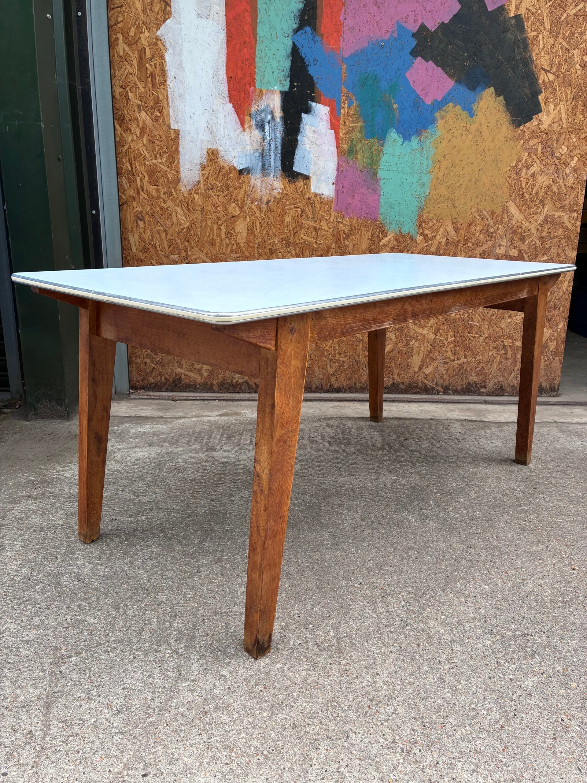 school-formica-table-8