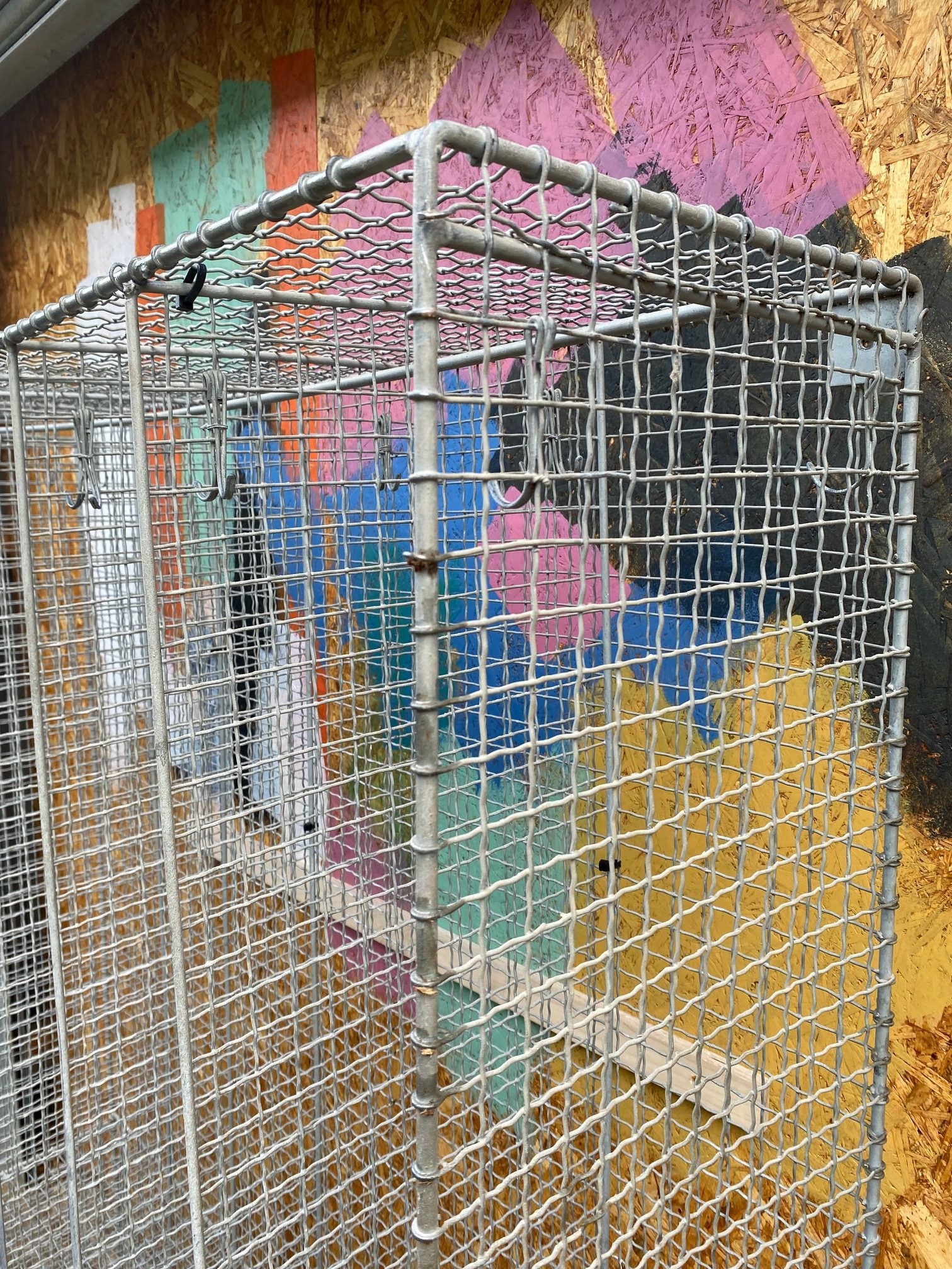 school-wire-locker-5