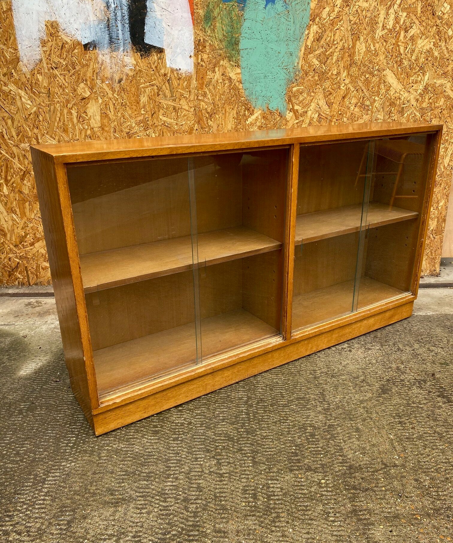 shelving-unit-glass-doors-5