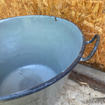 silver-enamel-tub-3