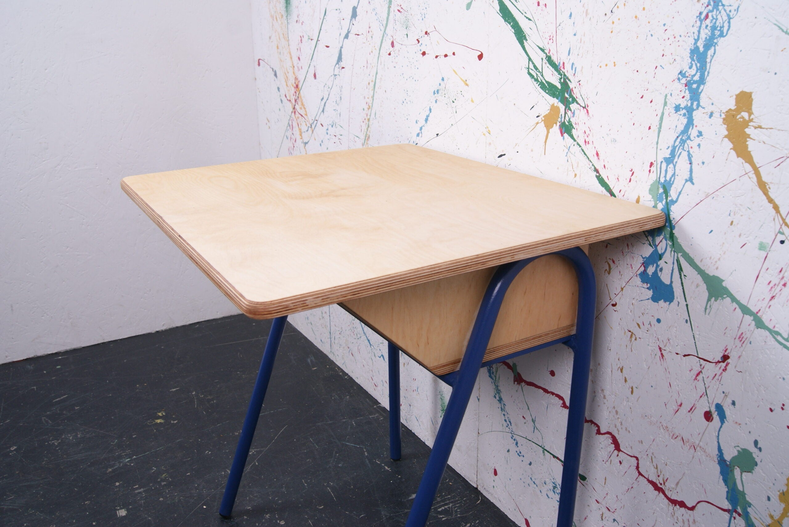 single-birch-ply-desk-2