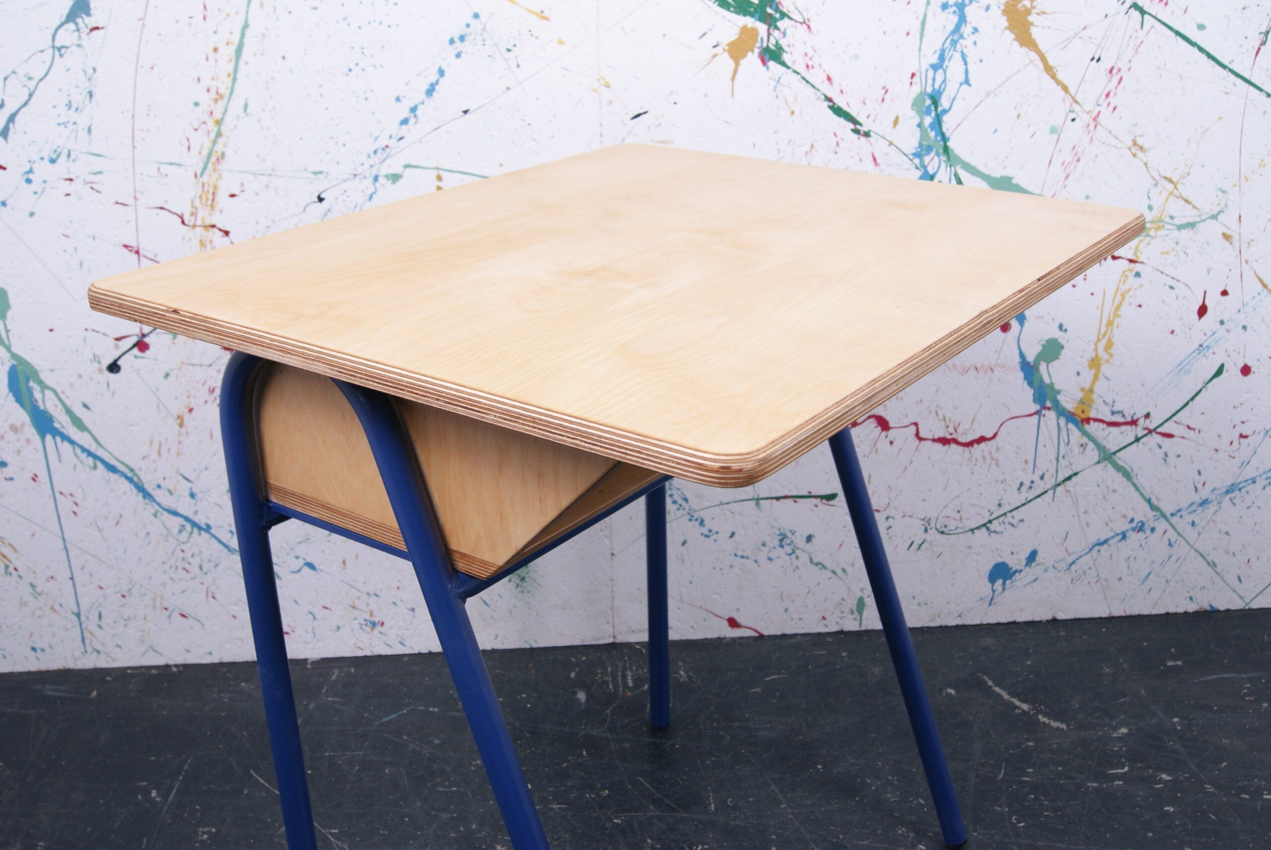 single-birch-ply-desk-3