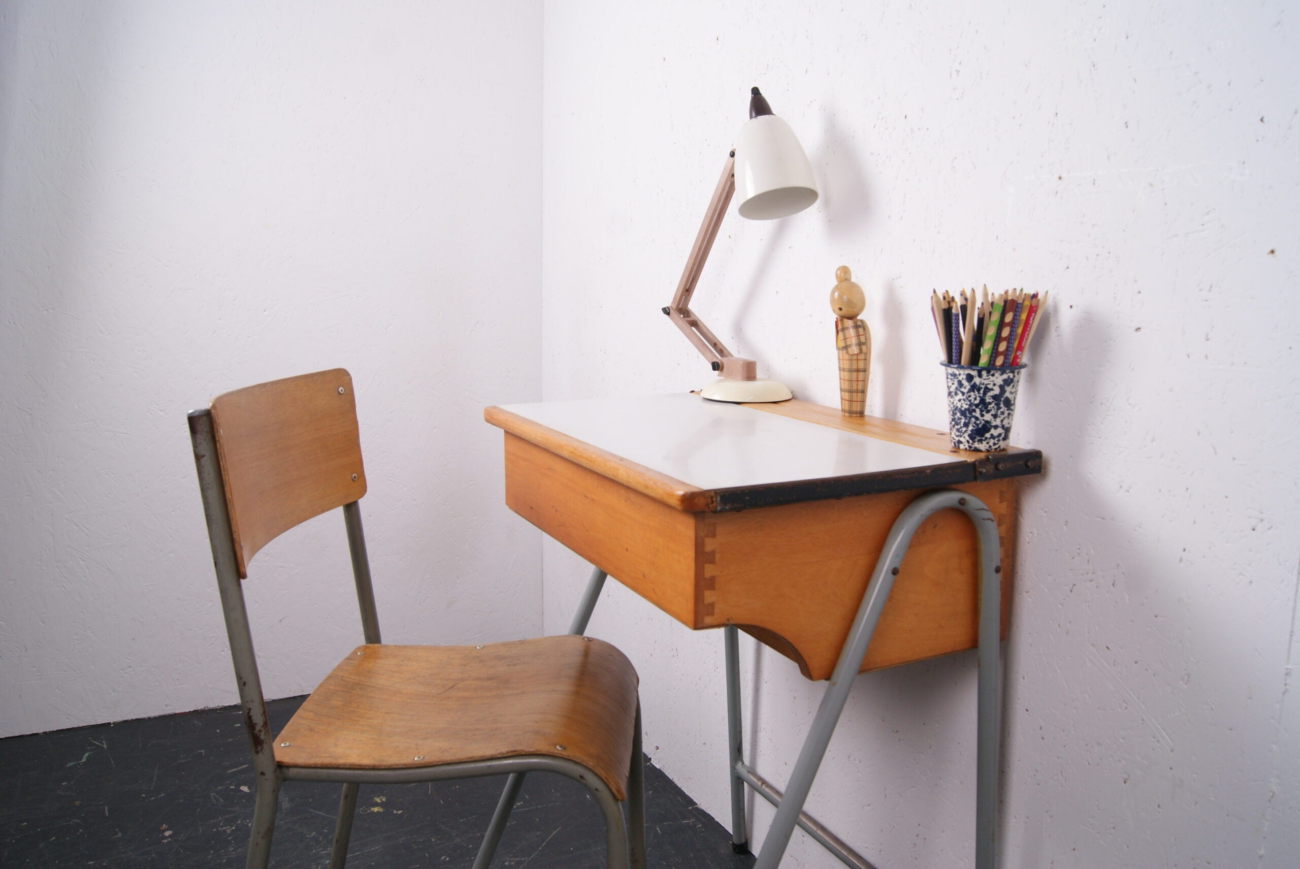 single-desk-chair-set-1