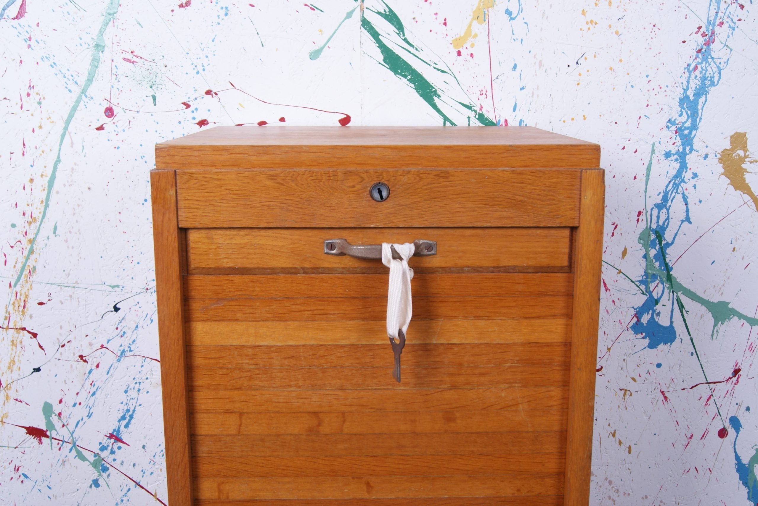 single-french-tambour-cabinet-2