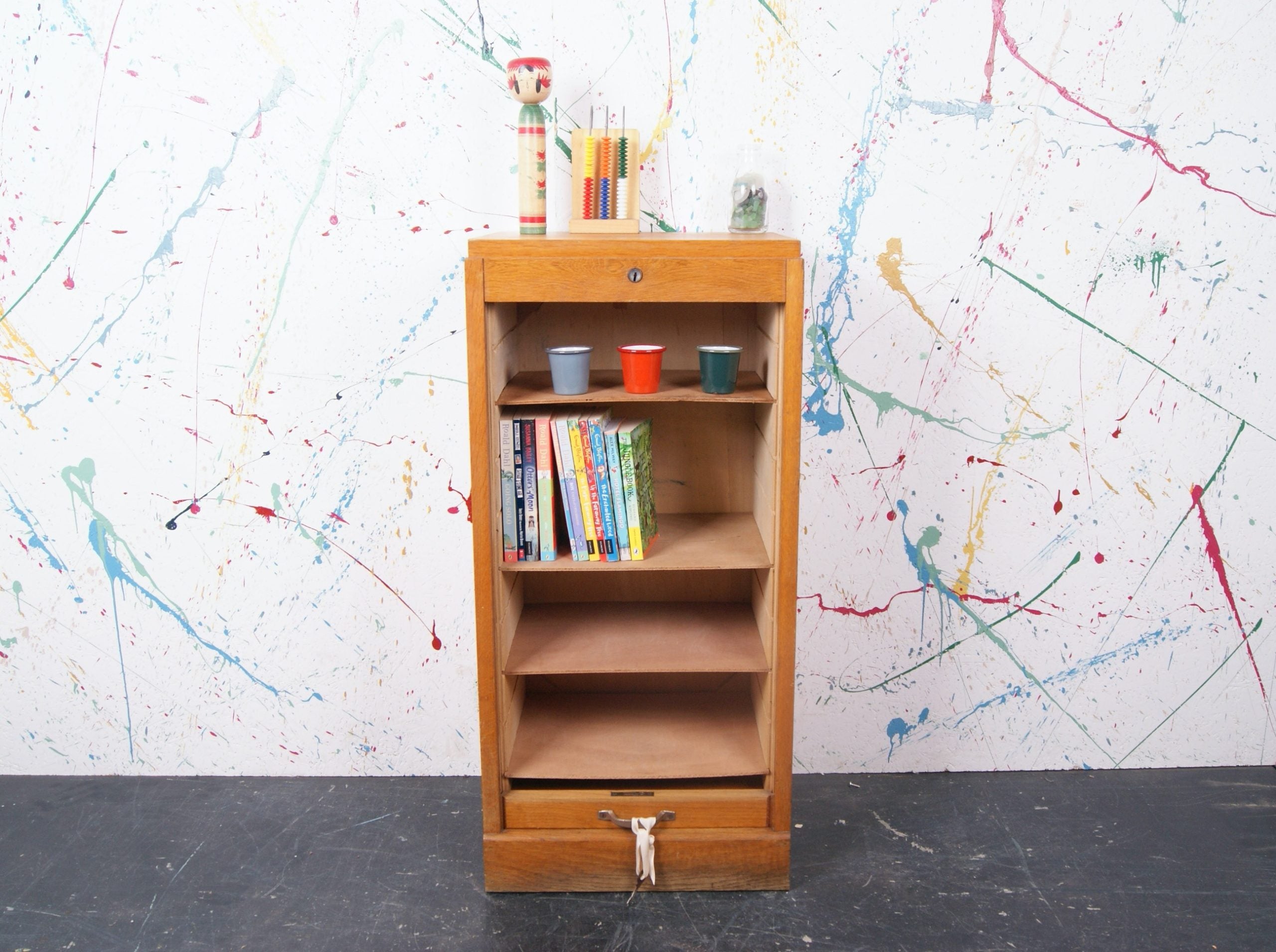 single-french-tambour-cabinet-6