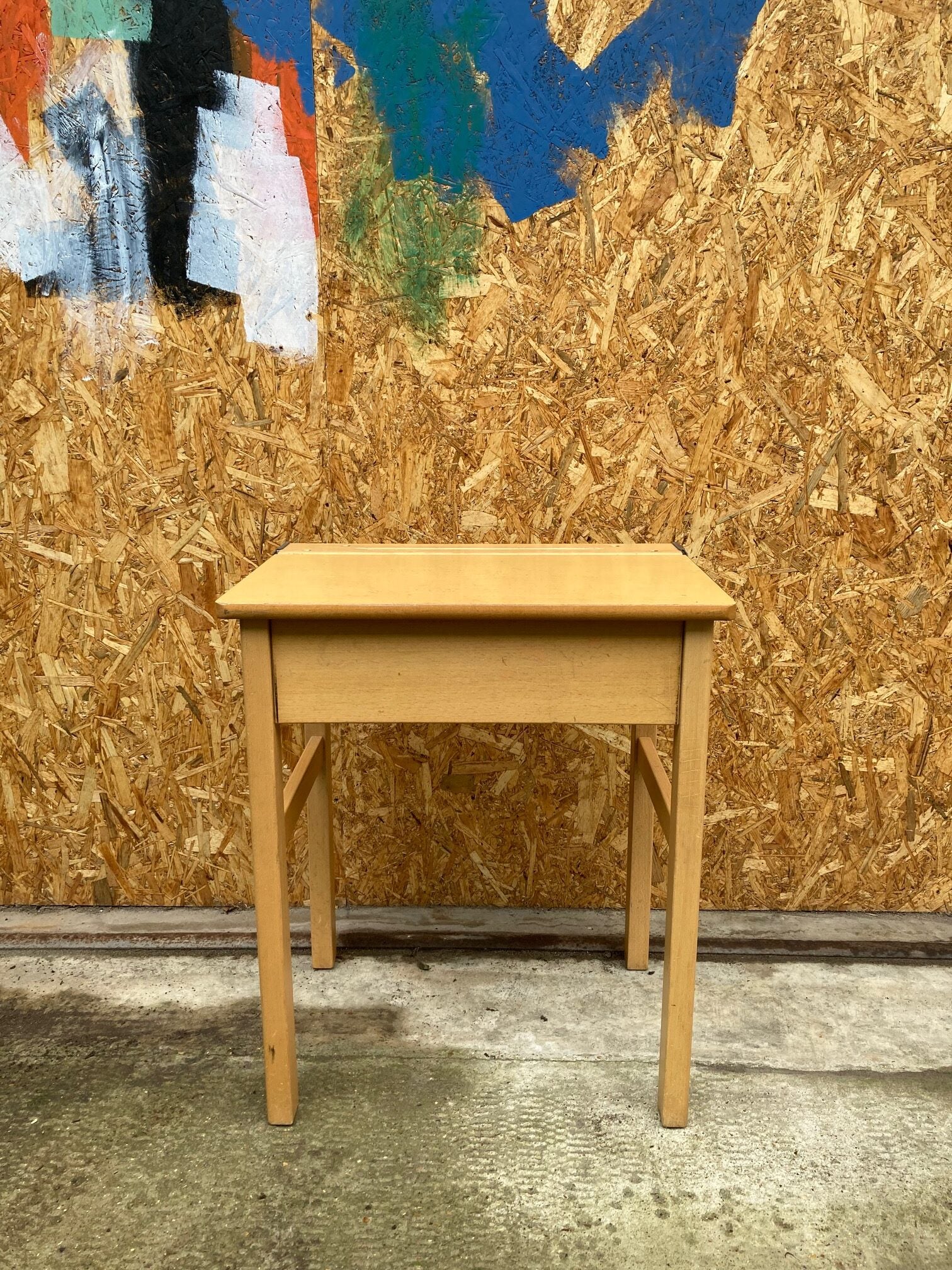 single-school-desk-1