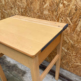single-school-desk-3