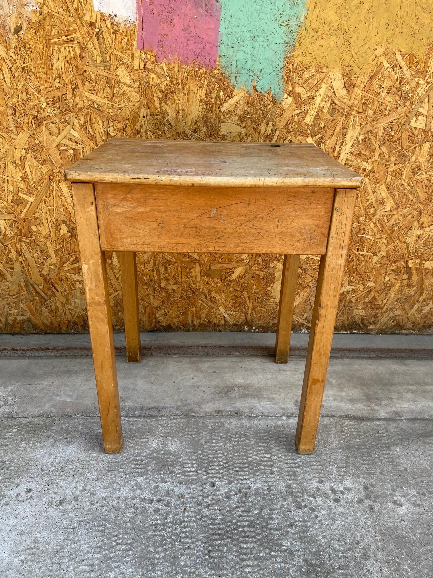single-school-desk-50