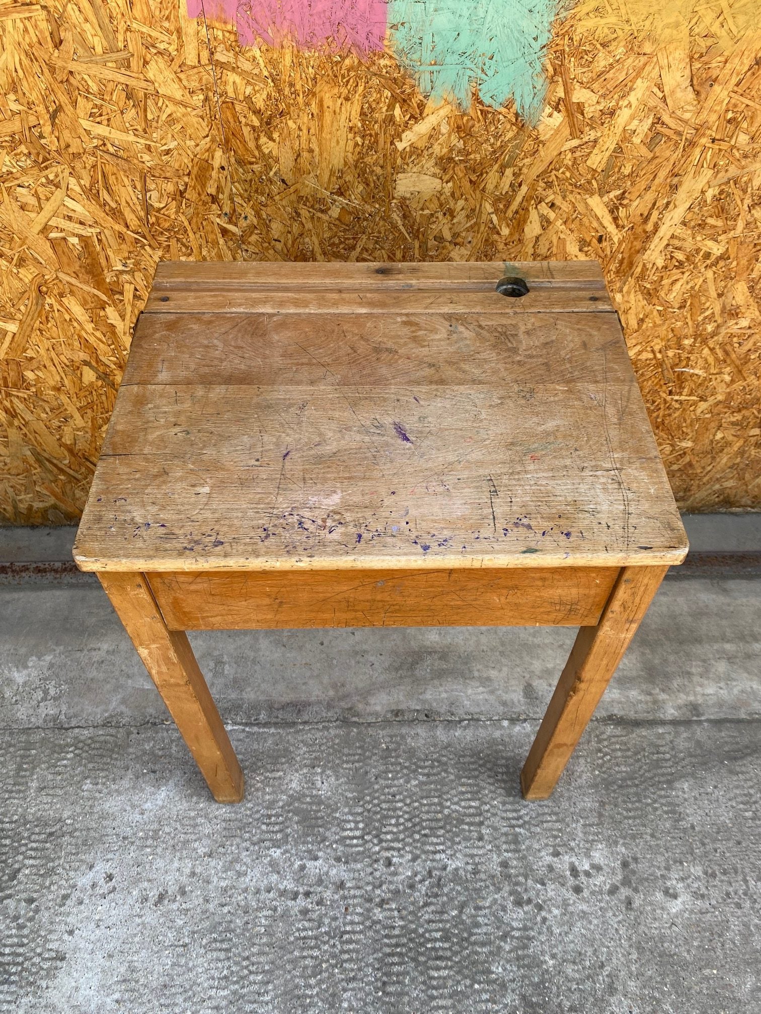 single-school-desk-51