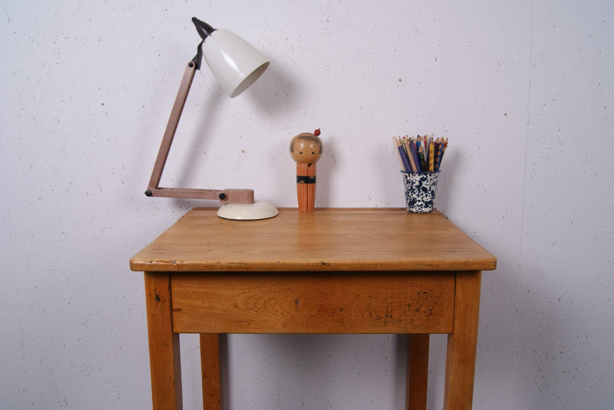 single-school-desk-red-2
