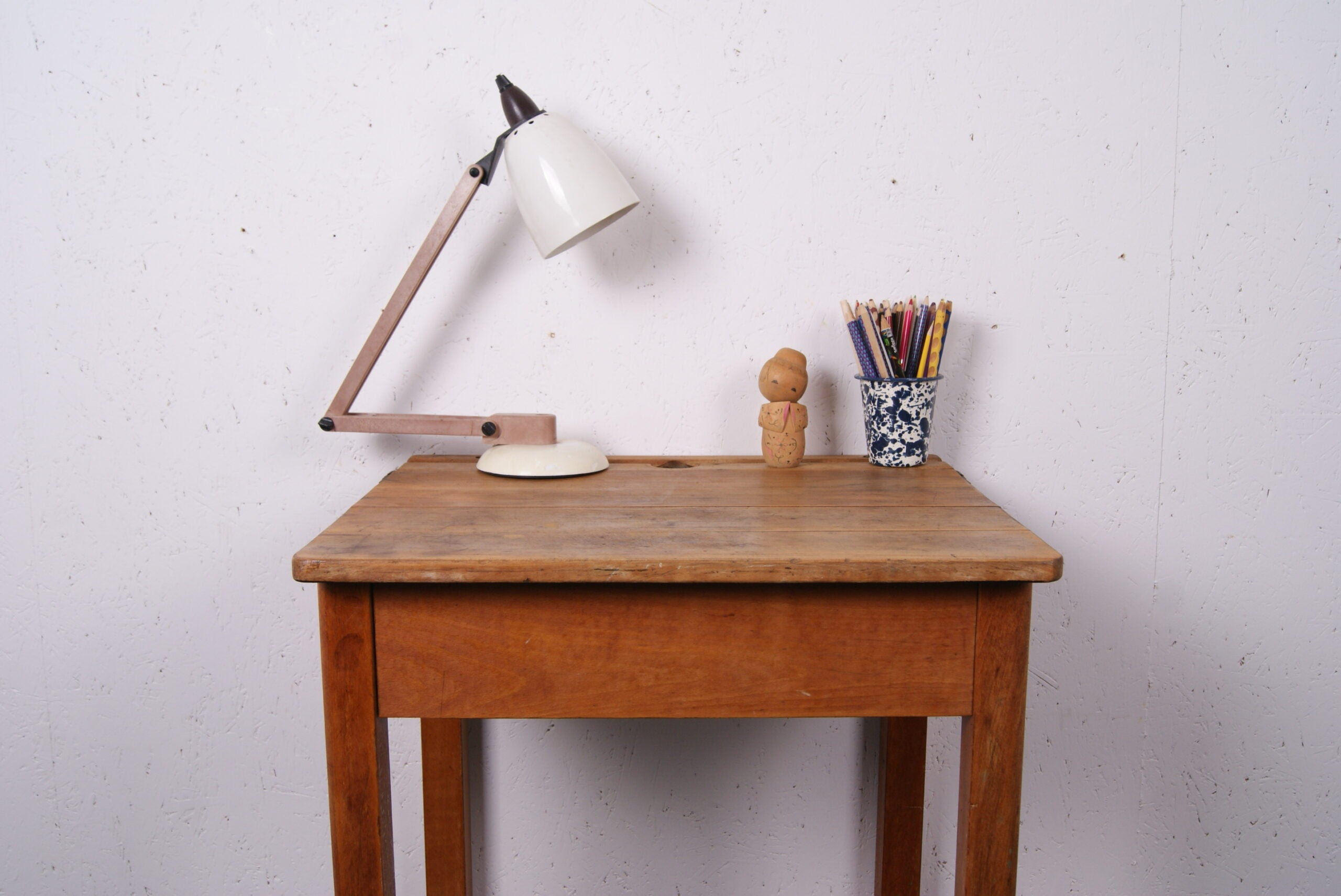 single-school-desk-yellow-5