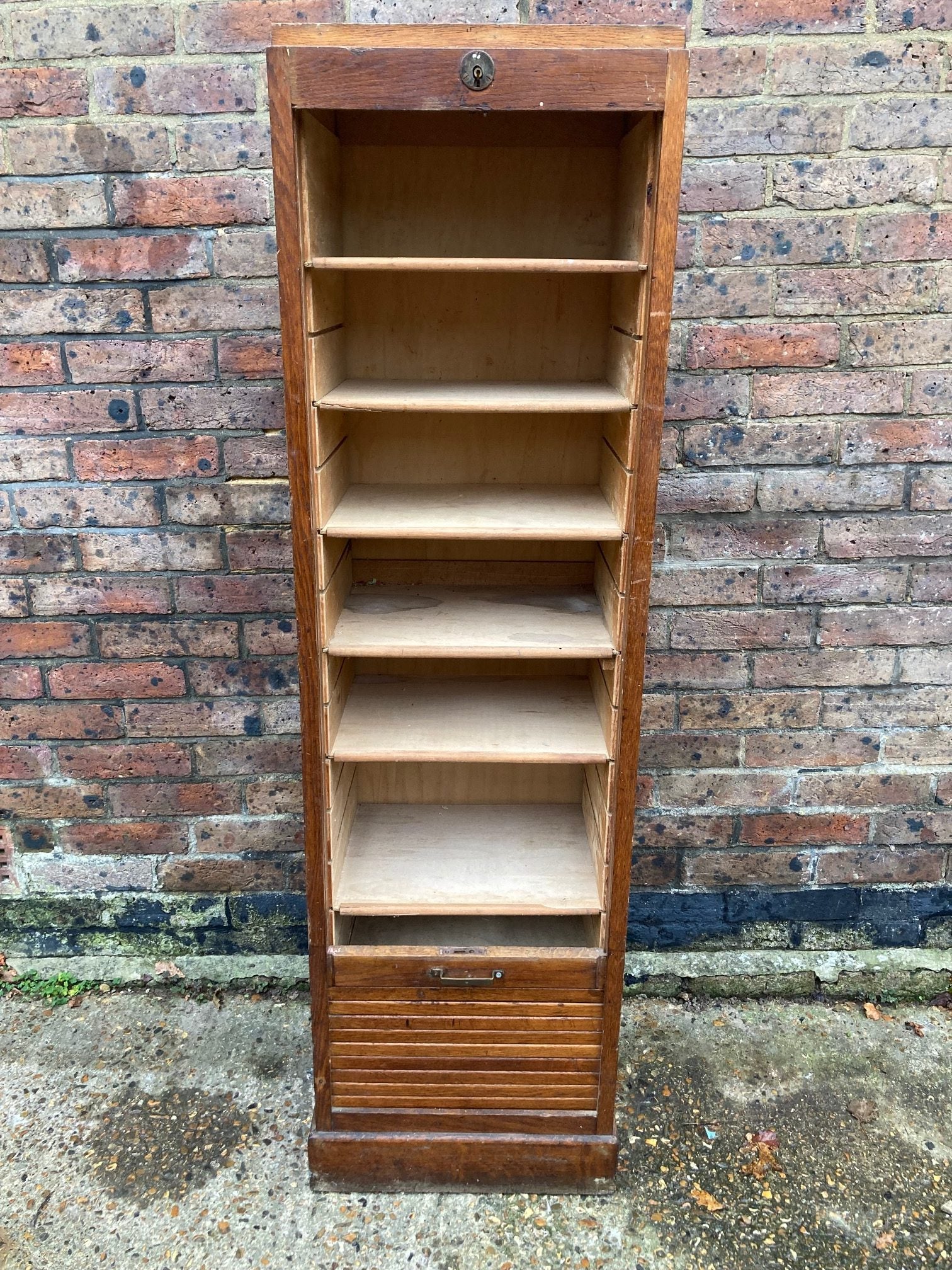 single-tambour-cabinet-1