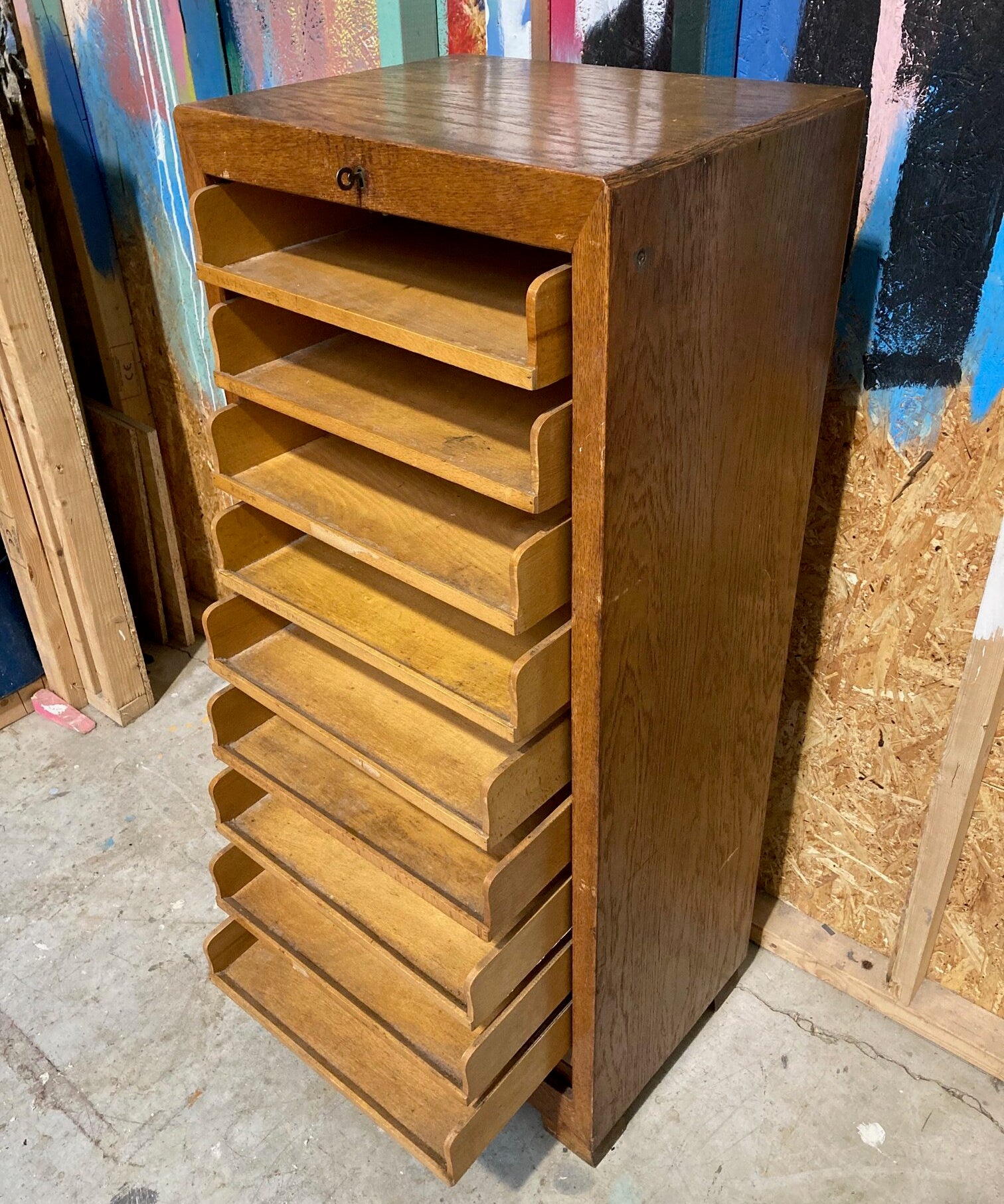 single-tambour-cabinet-13