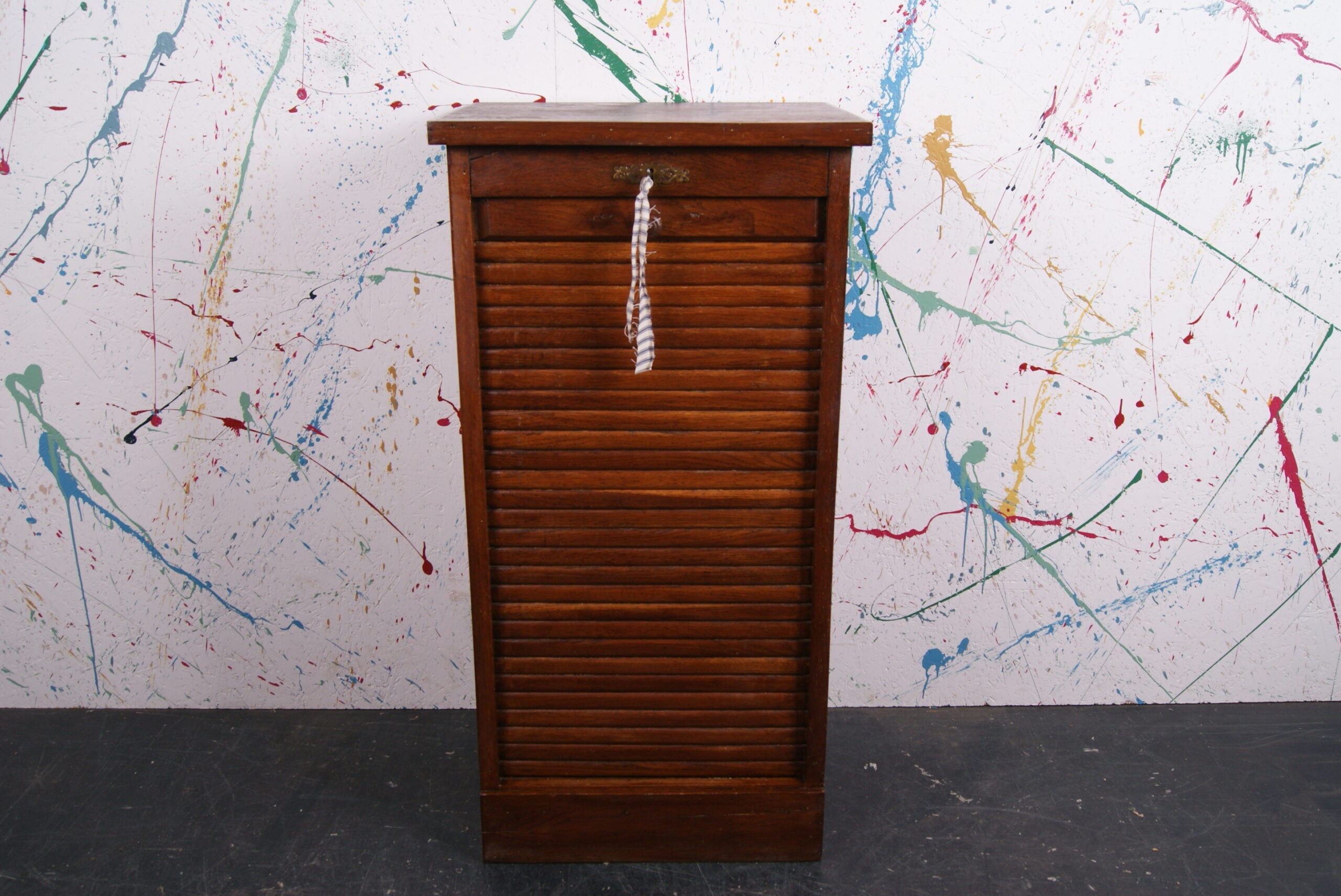 single-tambour-cabinet-7