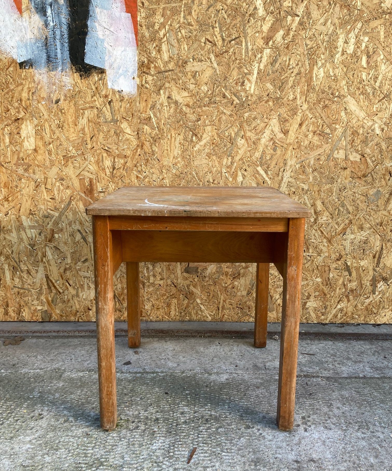 single-wooden-desk-1