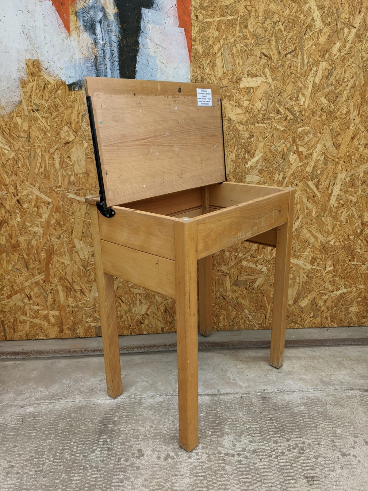 single-wooden-desk-1