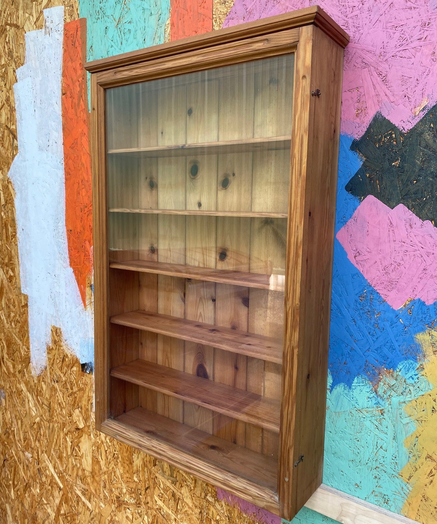slim-glass-cabinet-32