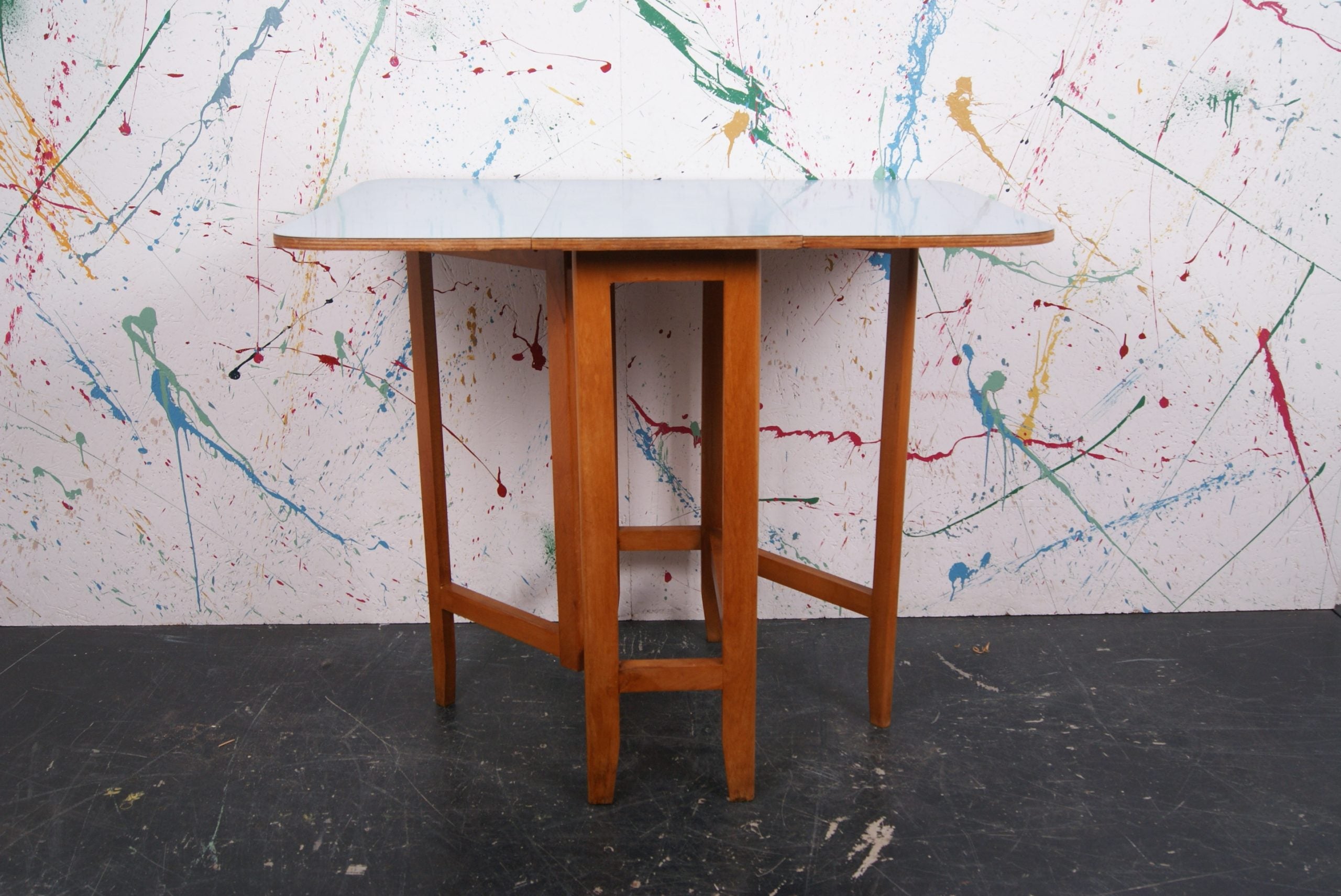small-blue-formica-table-3