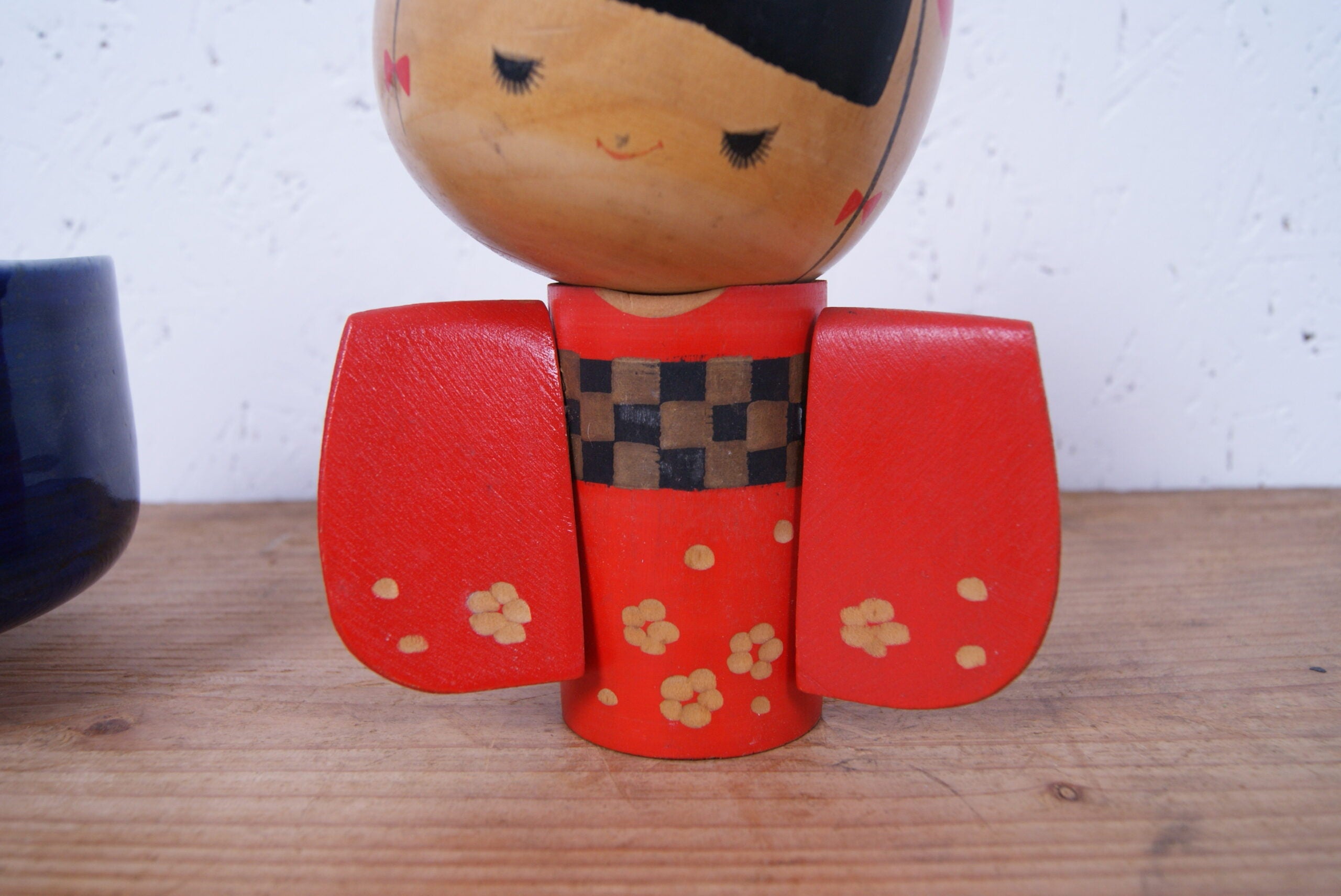 small-creative-kokeshi-doll-3