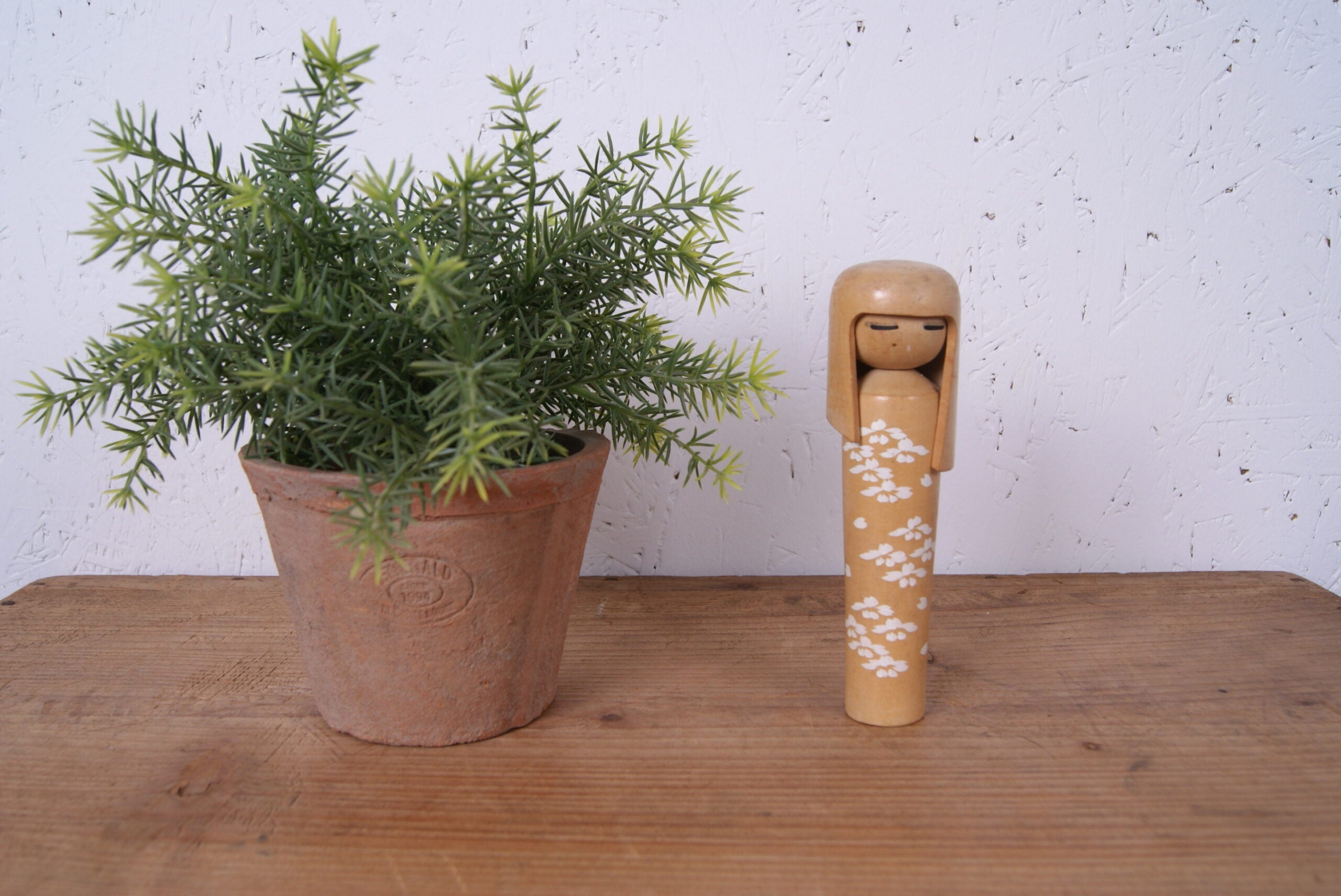 small-creative-kokeshi-doll-90