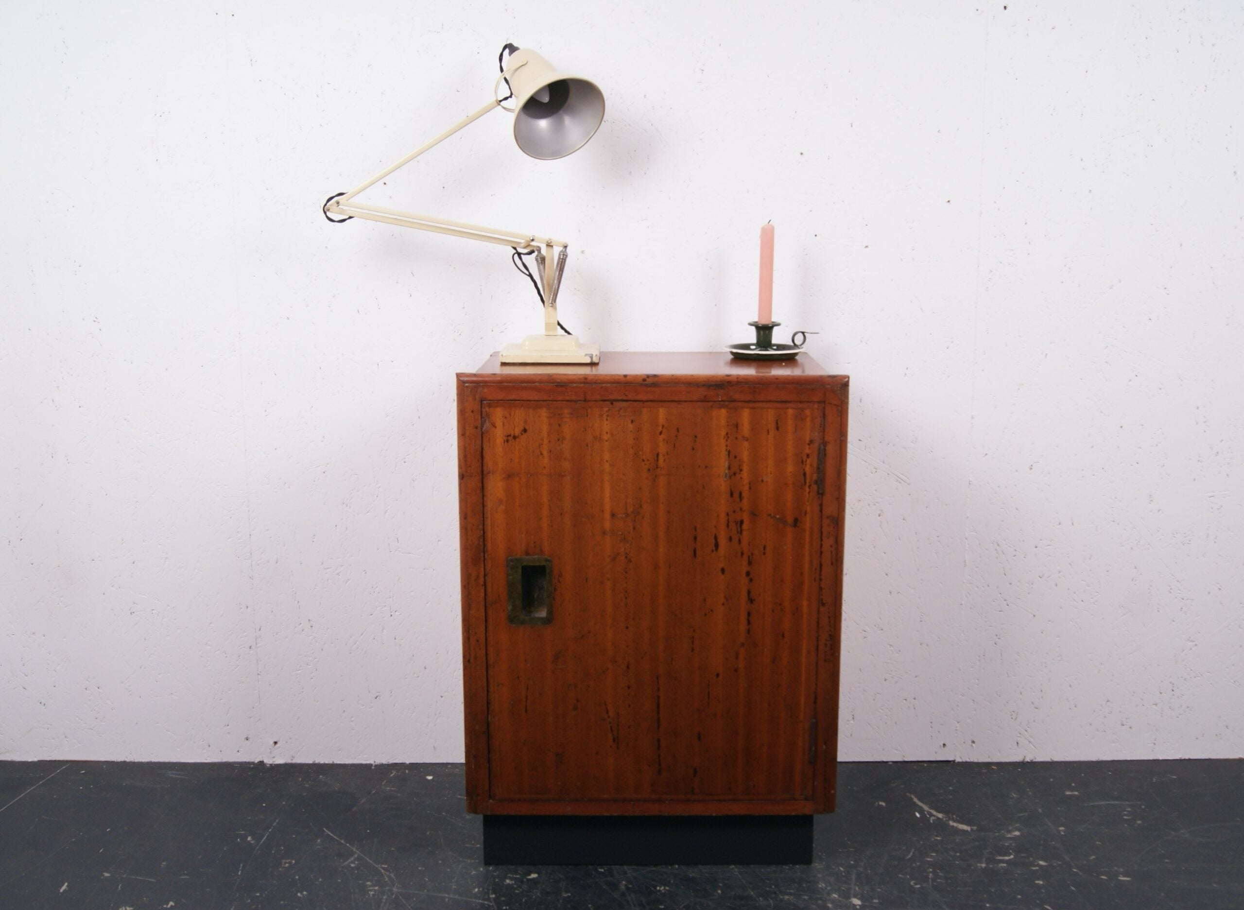 small-cupboard-1