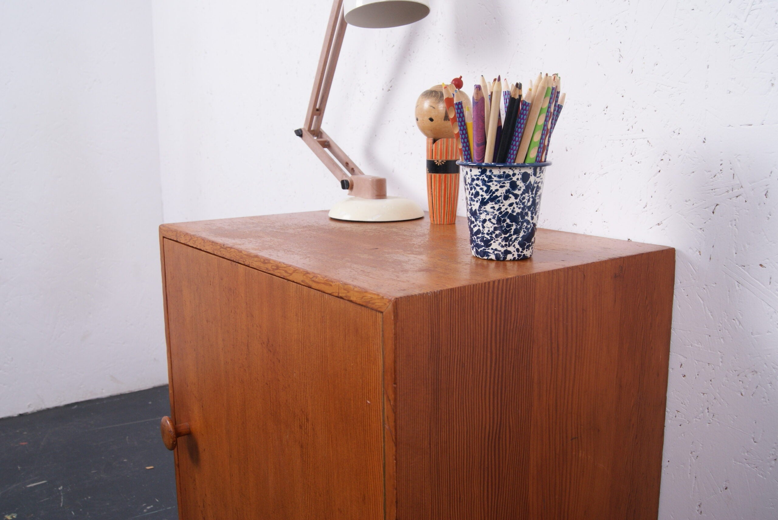 small-cupboard-105