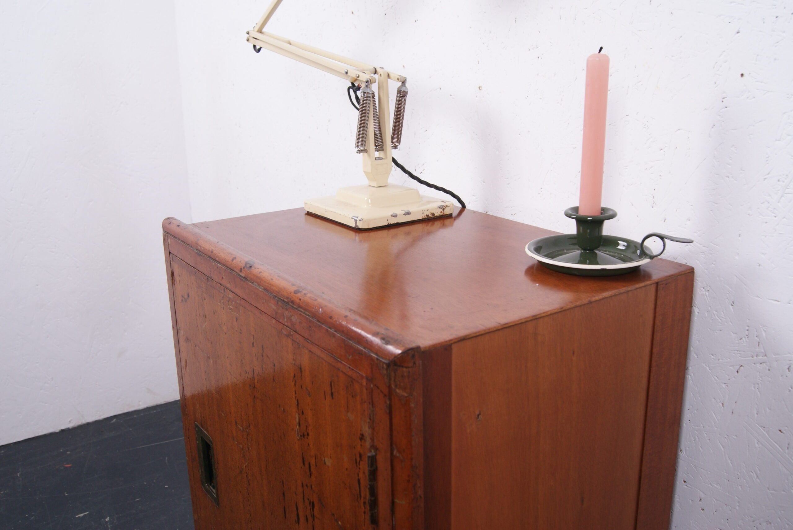 small-cupboard-2