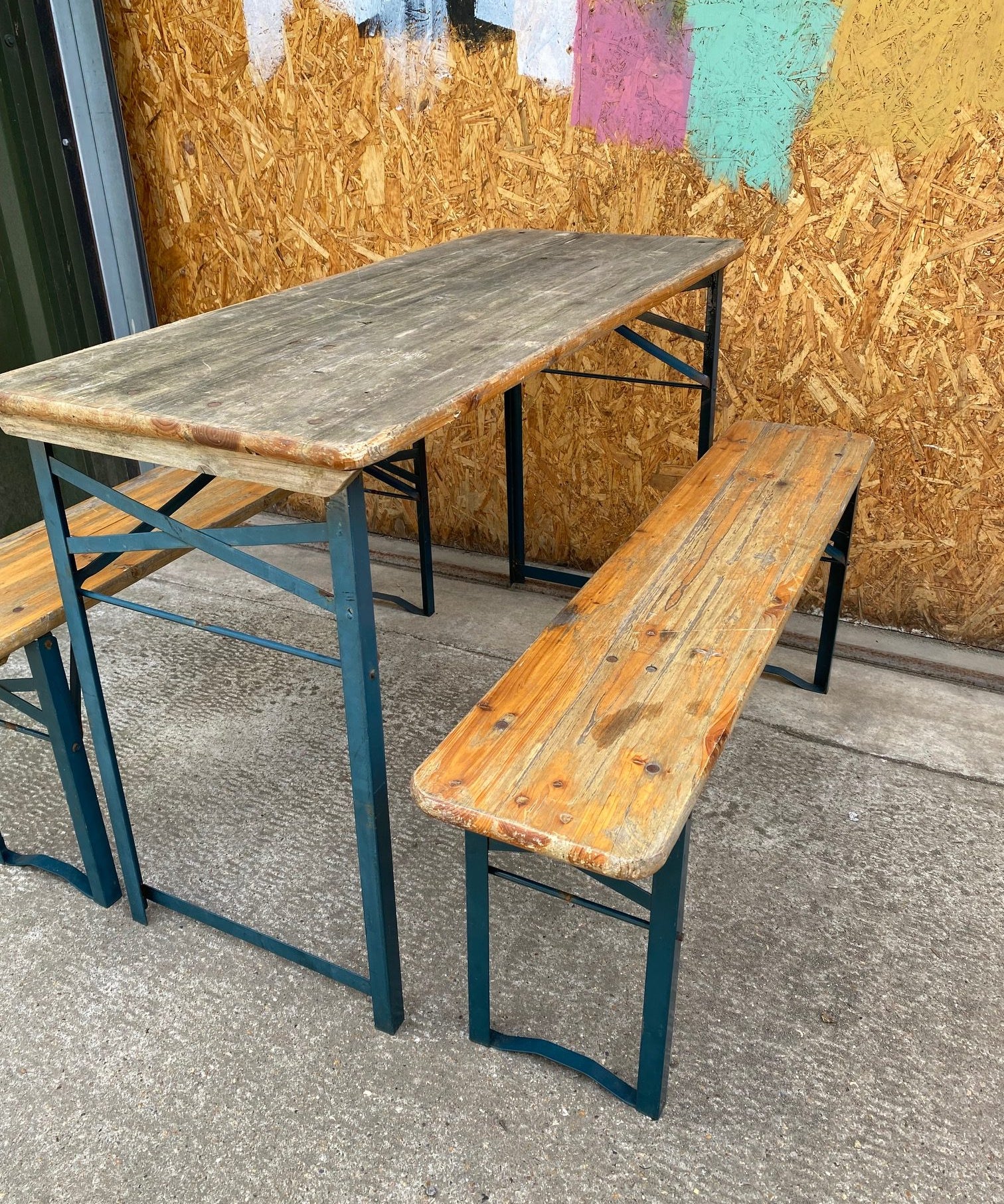 small-german-beer-hall-garden-set-2