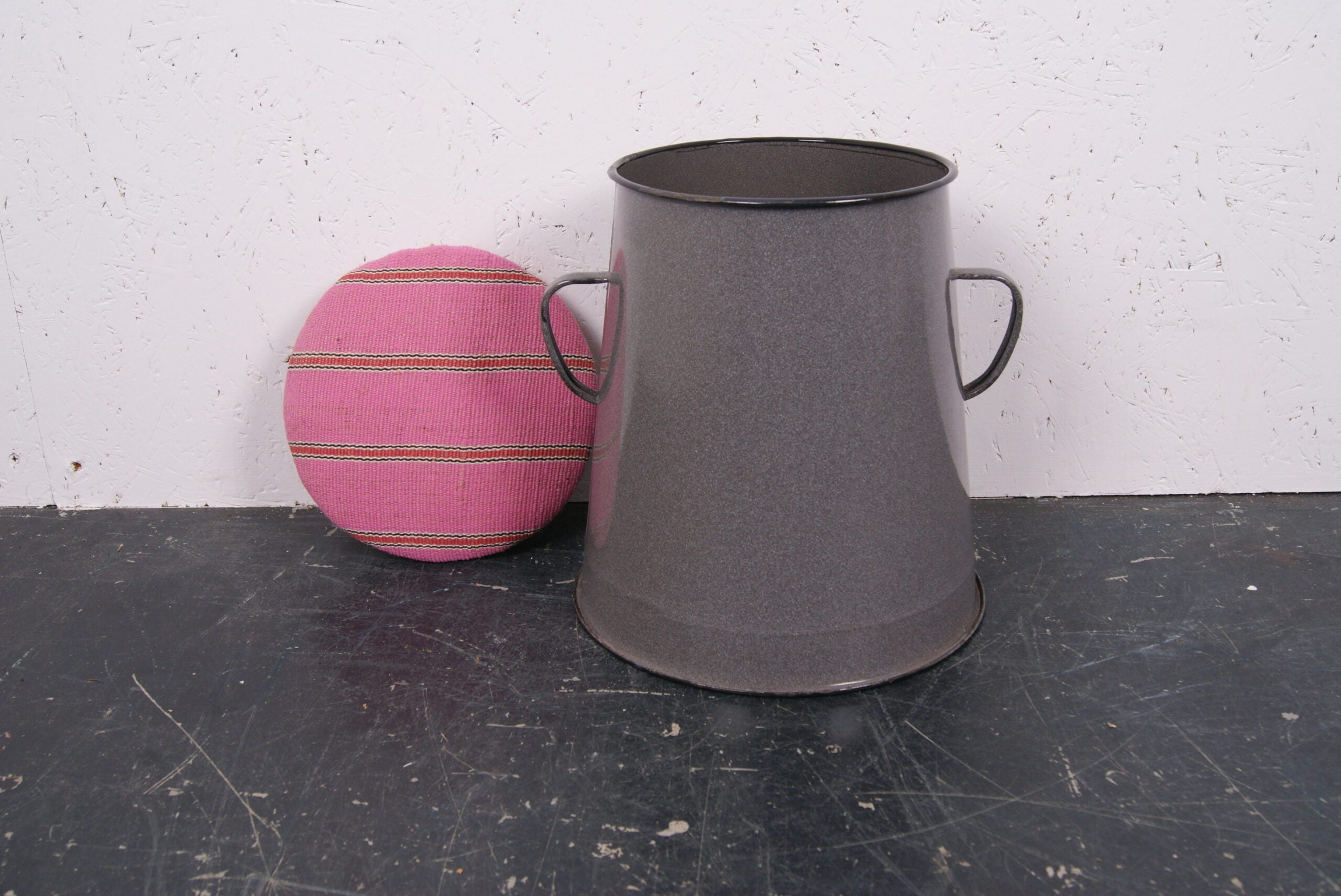 small-grey-maggie-pink-top-3