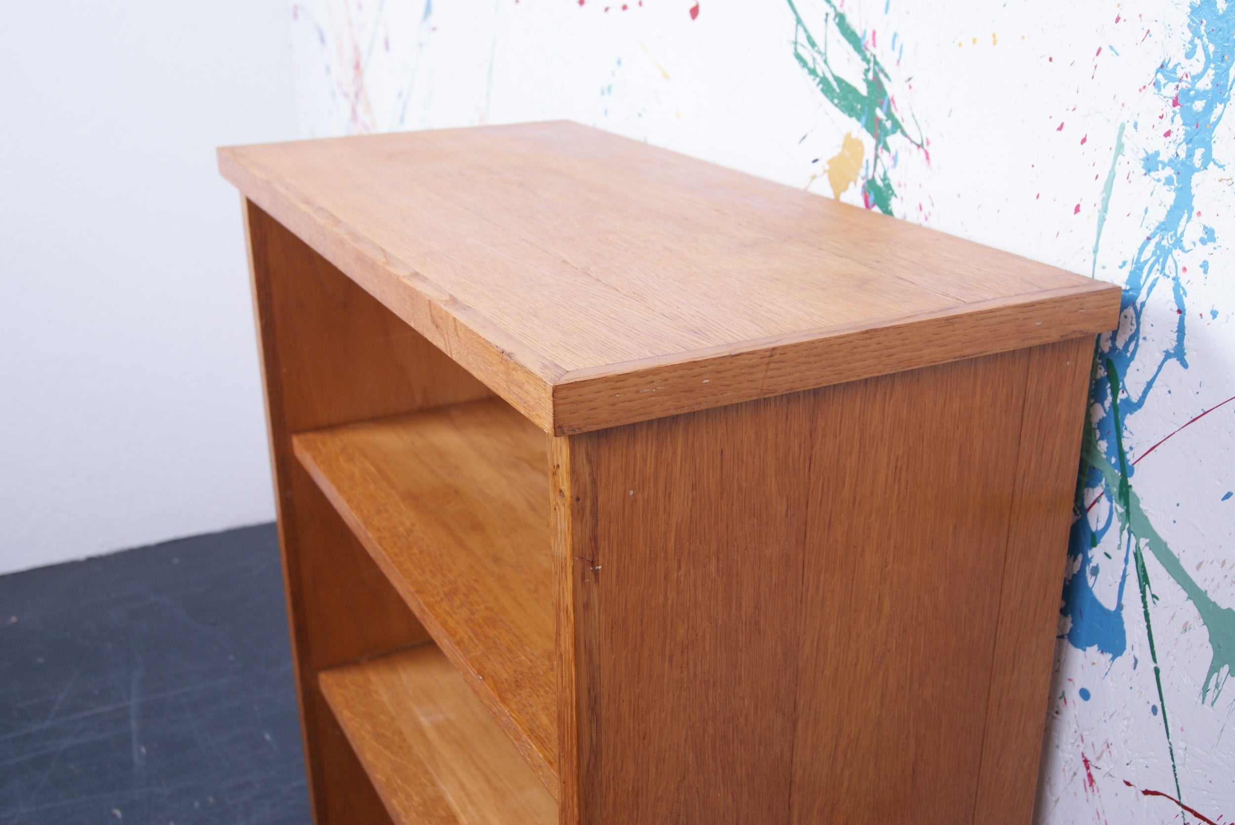 small-wooden-bookcase-2