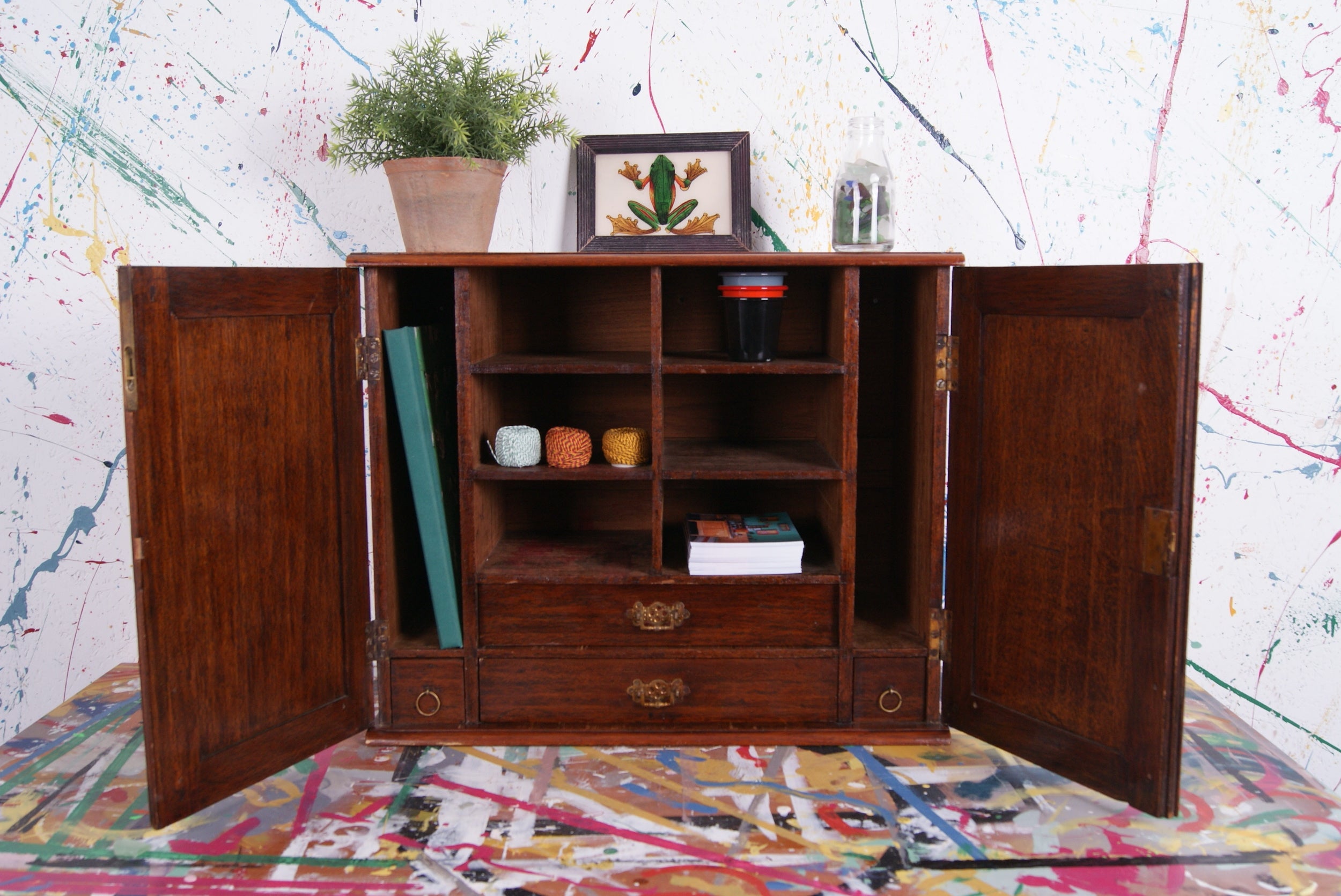 small-wooden-cabinet-6