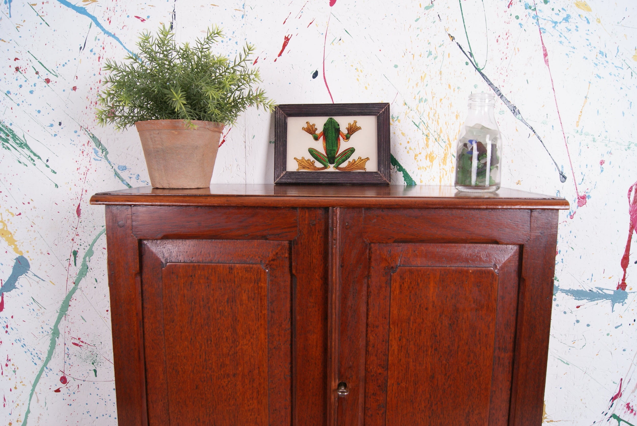 small-wooden-cabinet-9