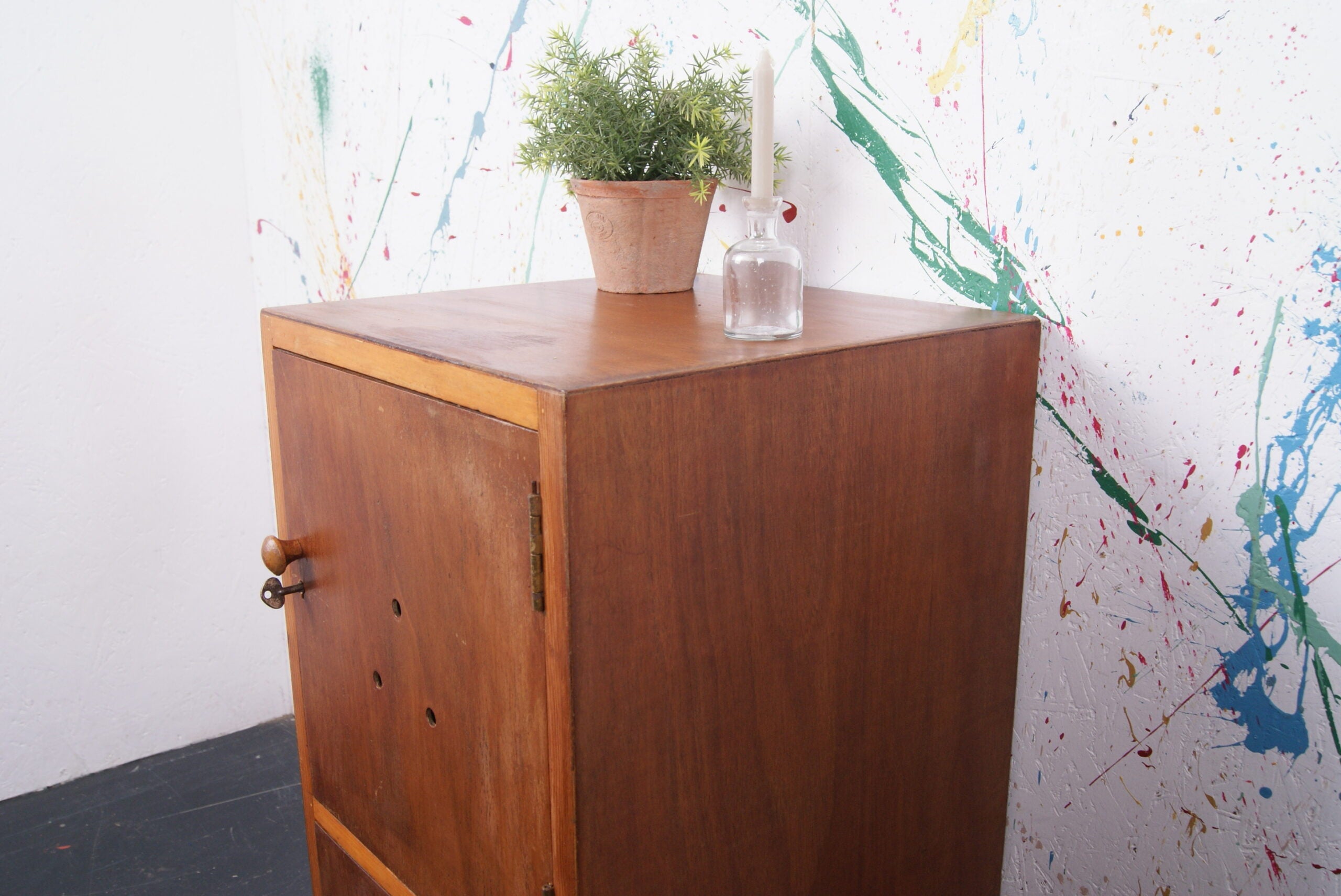 small-wooden-locker-5