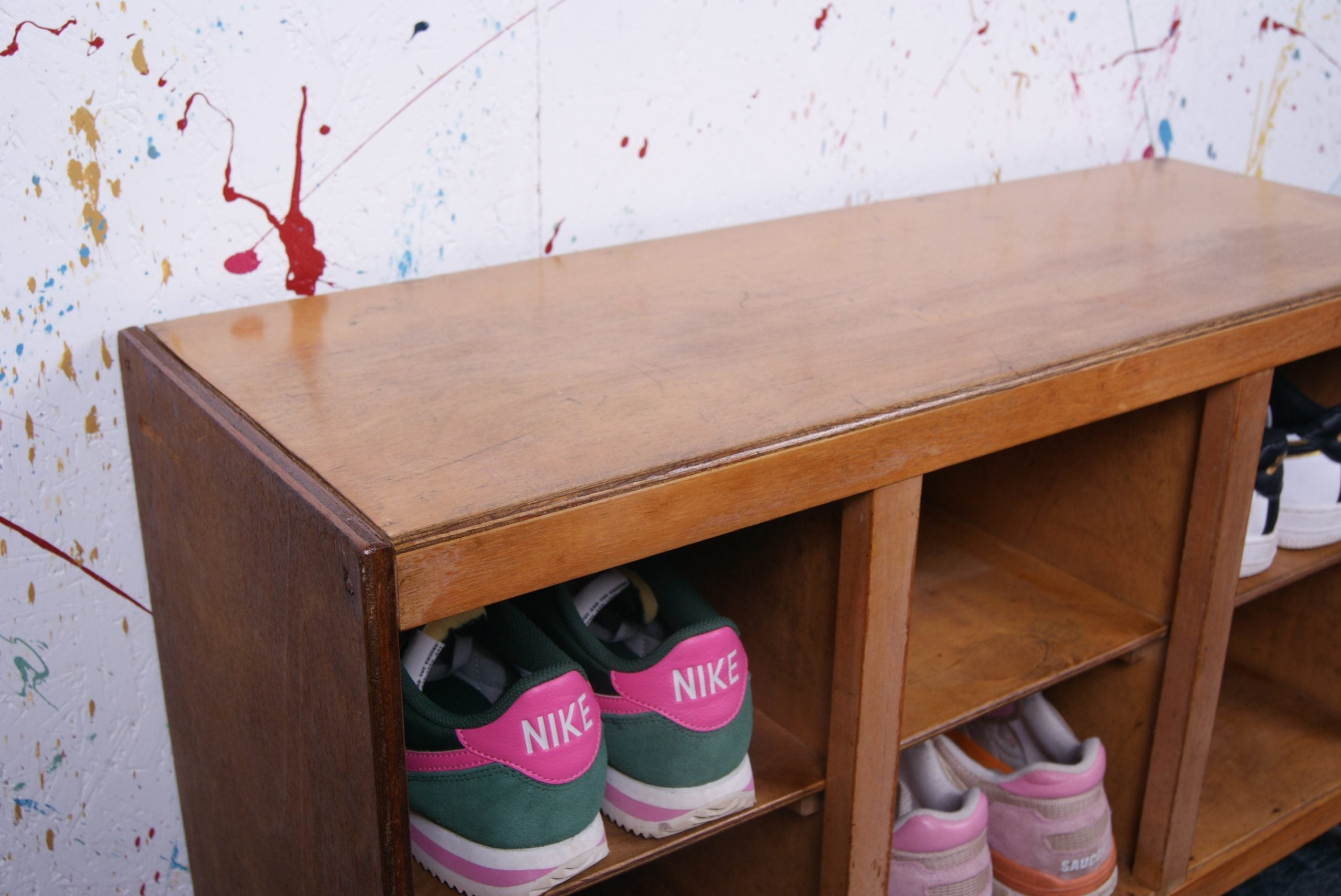small-wooden-shoe-storage-bench-8