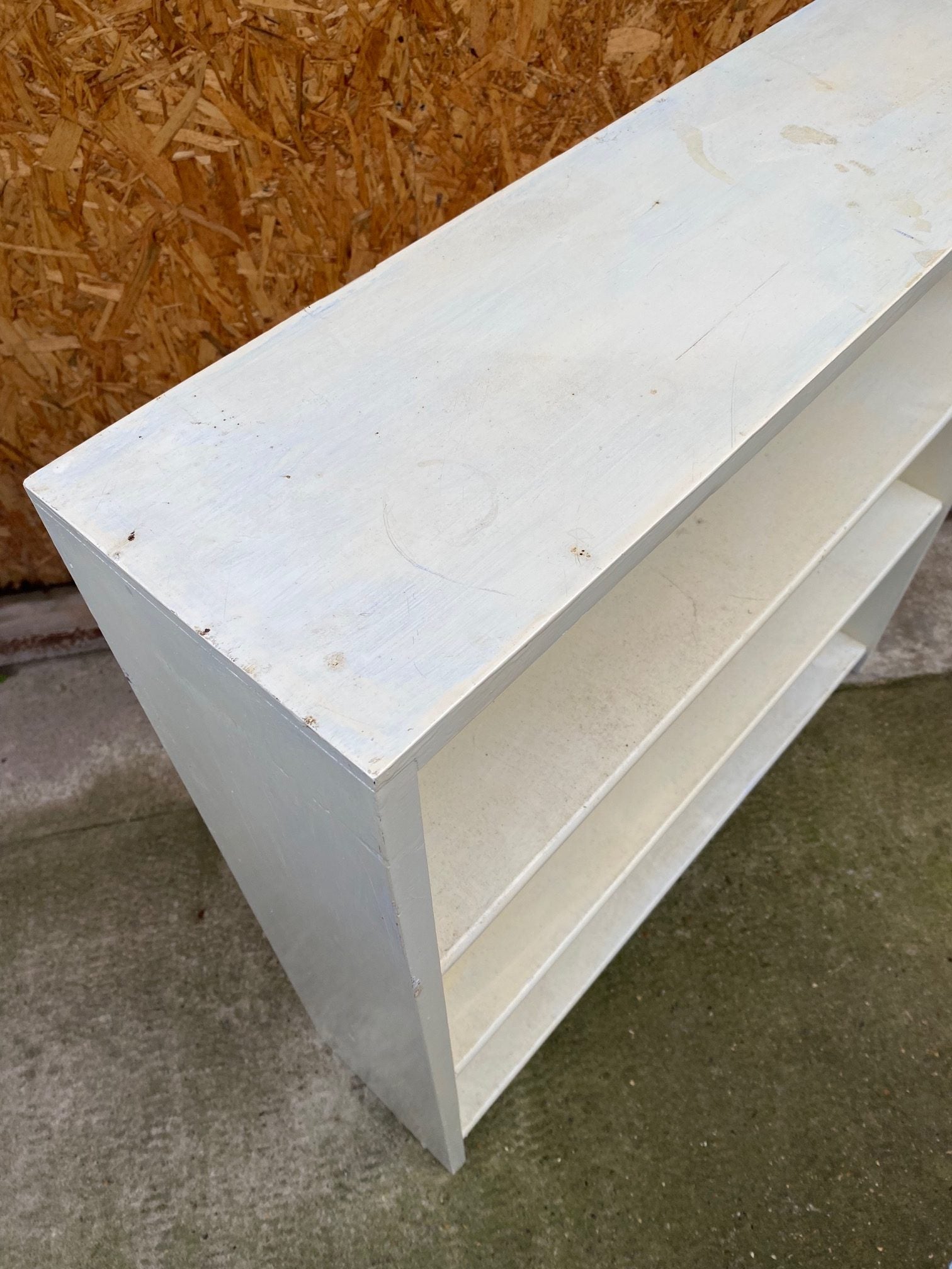 square-wooden-bookcase-4