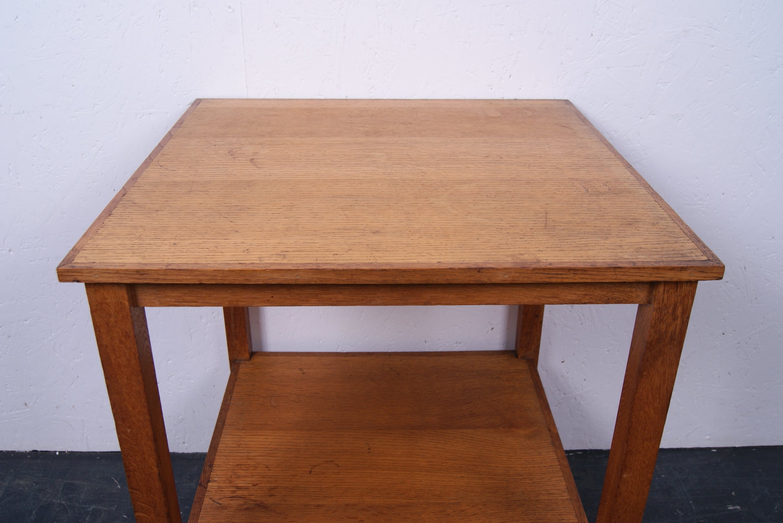 square-wooden-trolley-2
