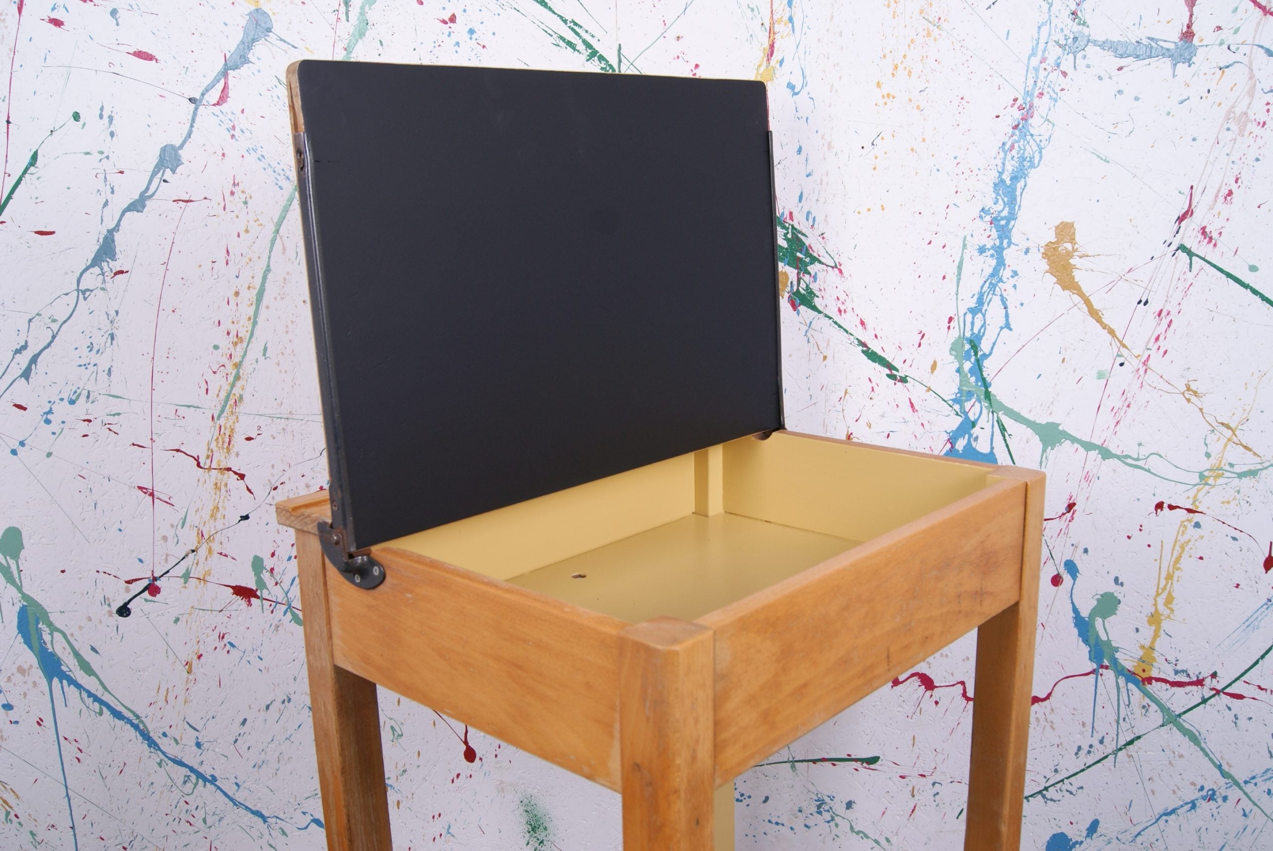 sudbury-yellow-single-school-desk-4