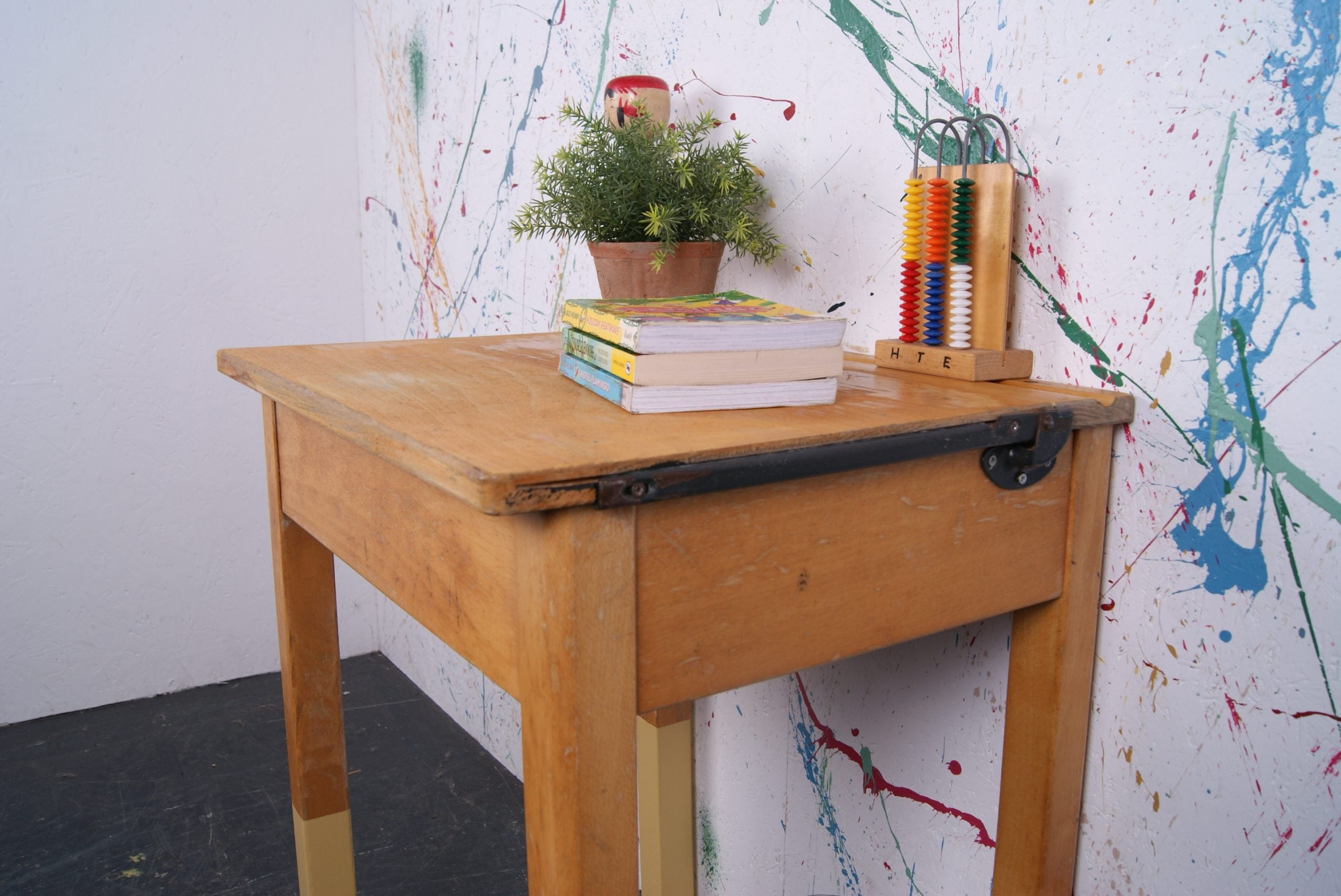 sudbury-yellow-single-school-desk-6
