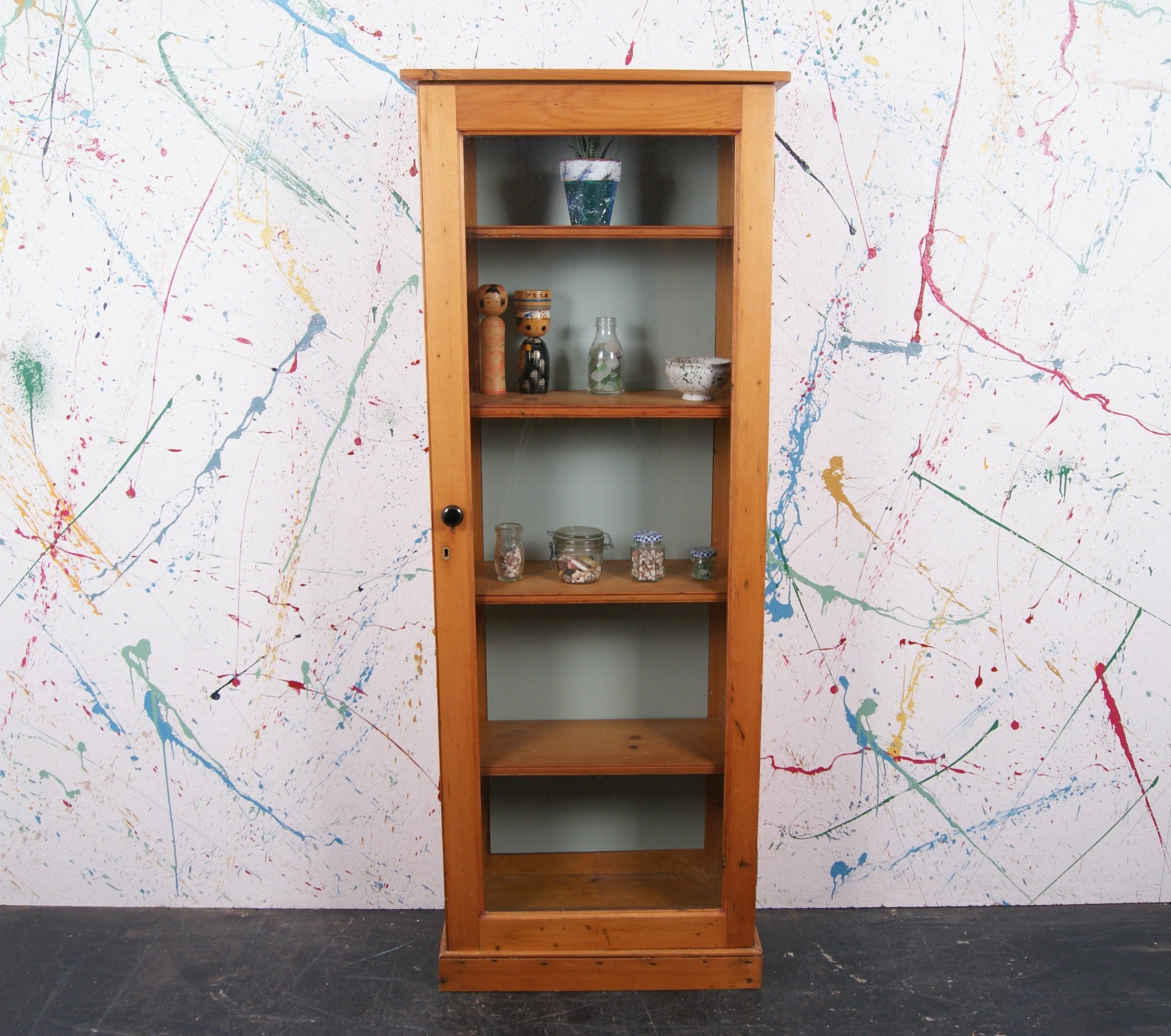 tall-glass-cabinet-7