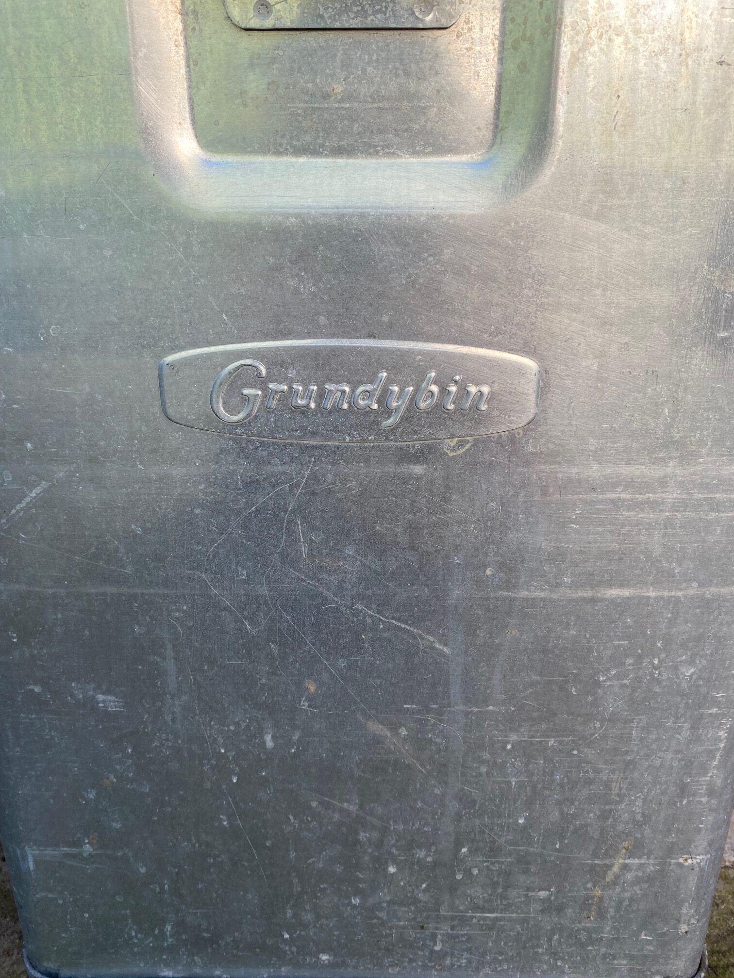 tall-grundy-bin-2