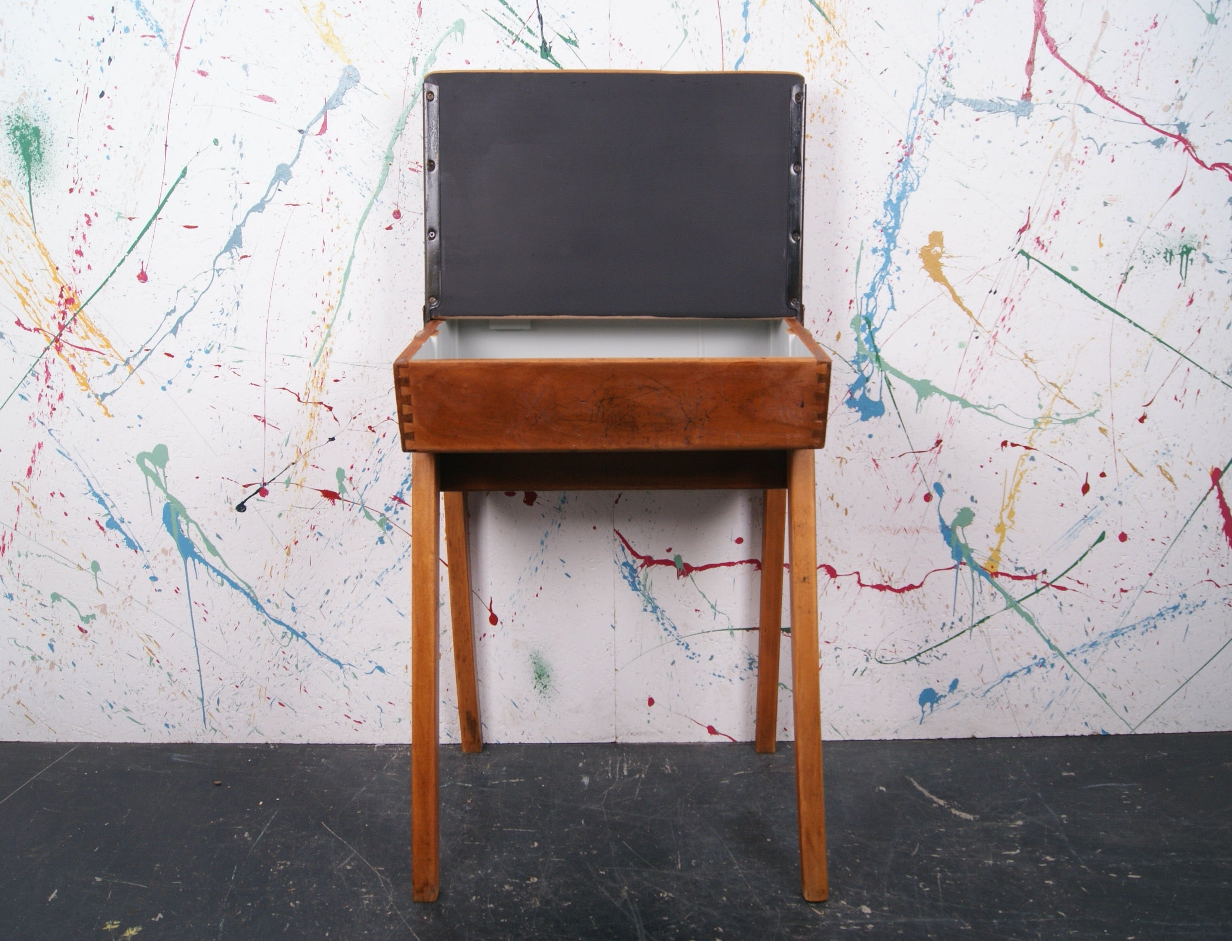 tall-single-school-desk-1