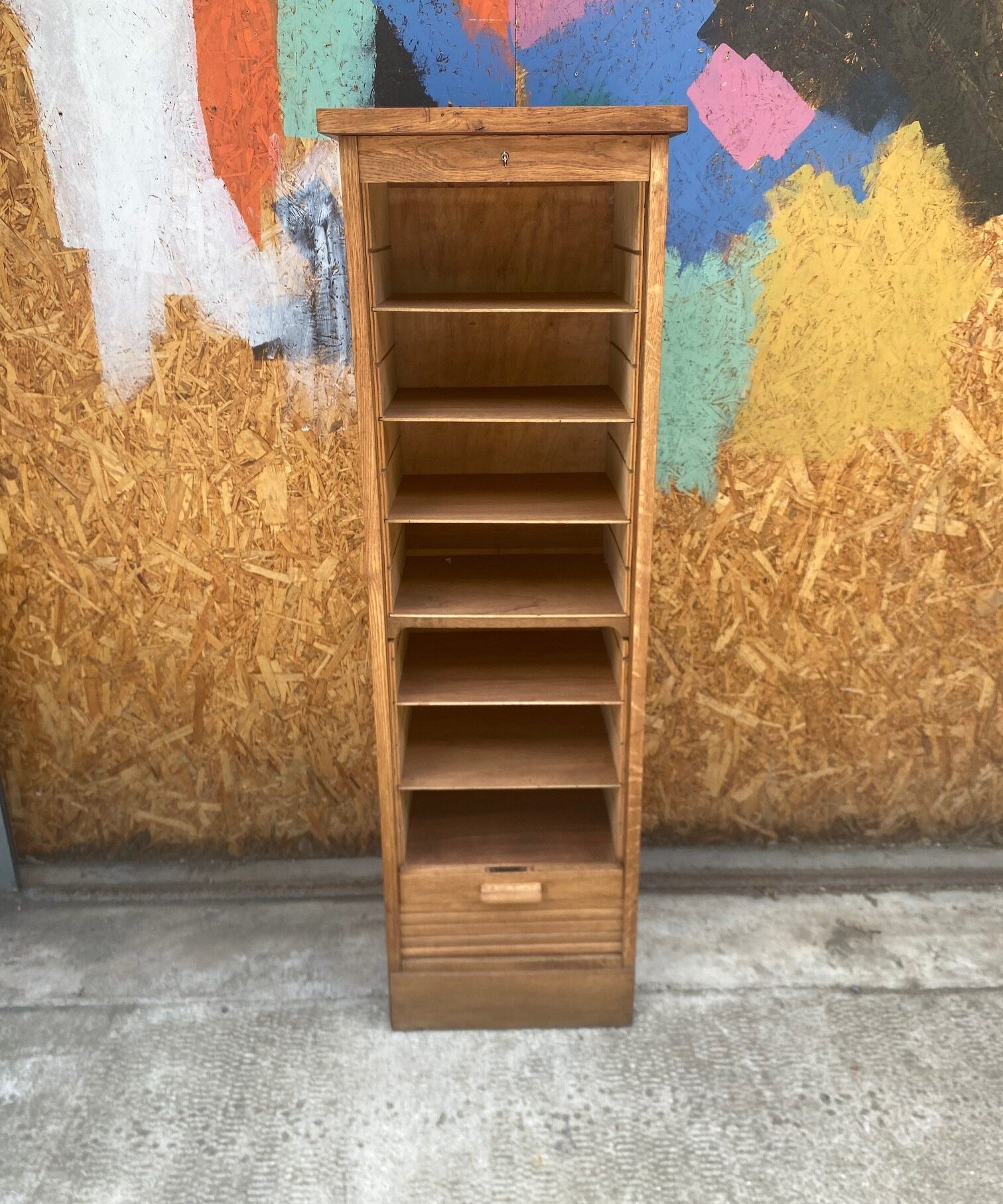 tall-tambour-64