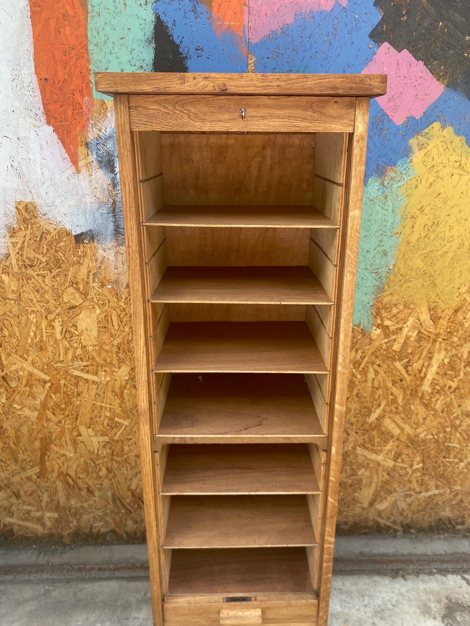 tall-tambour-65