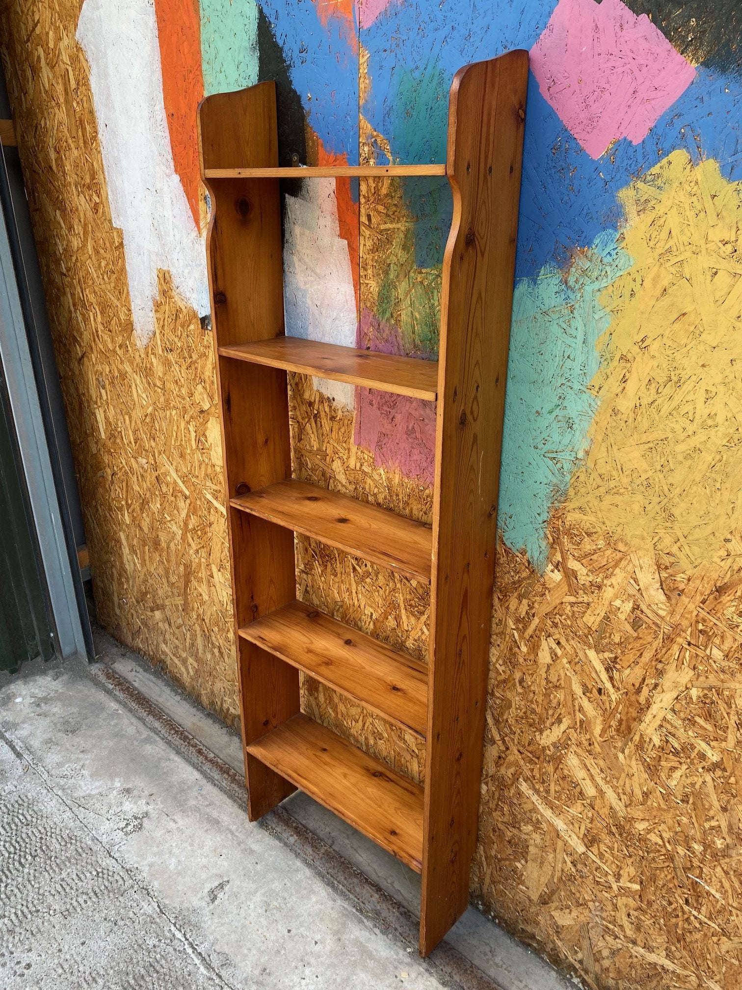 tall-wall-shelving-unit-2