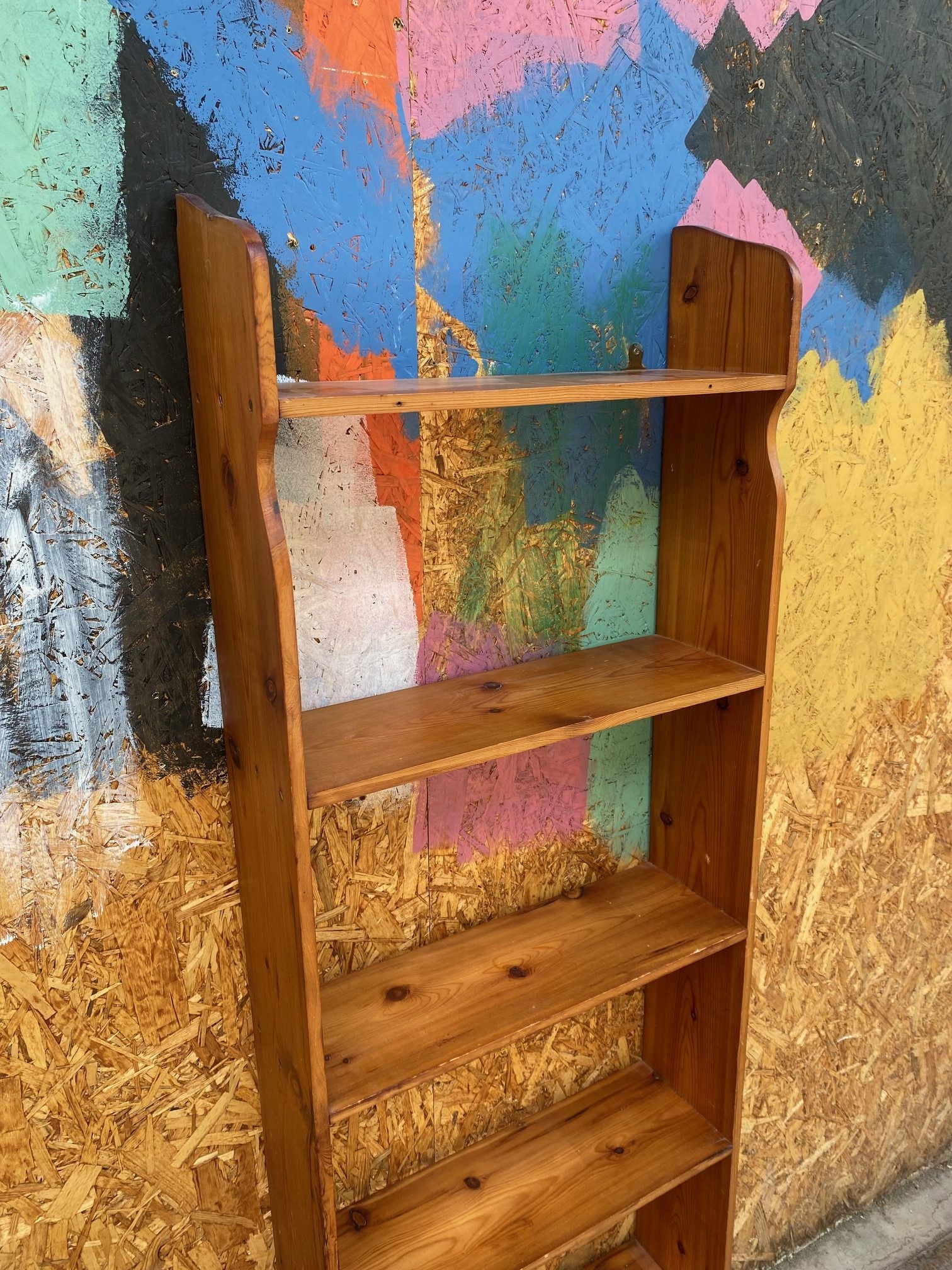 tall-wall-shelving-unit-5