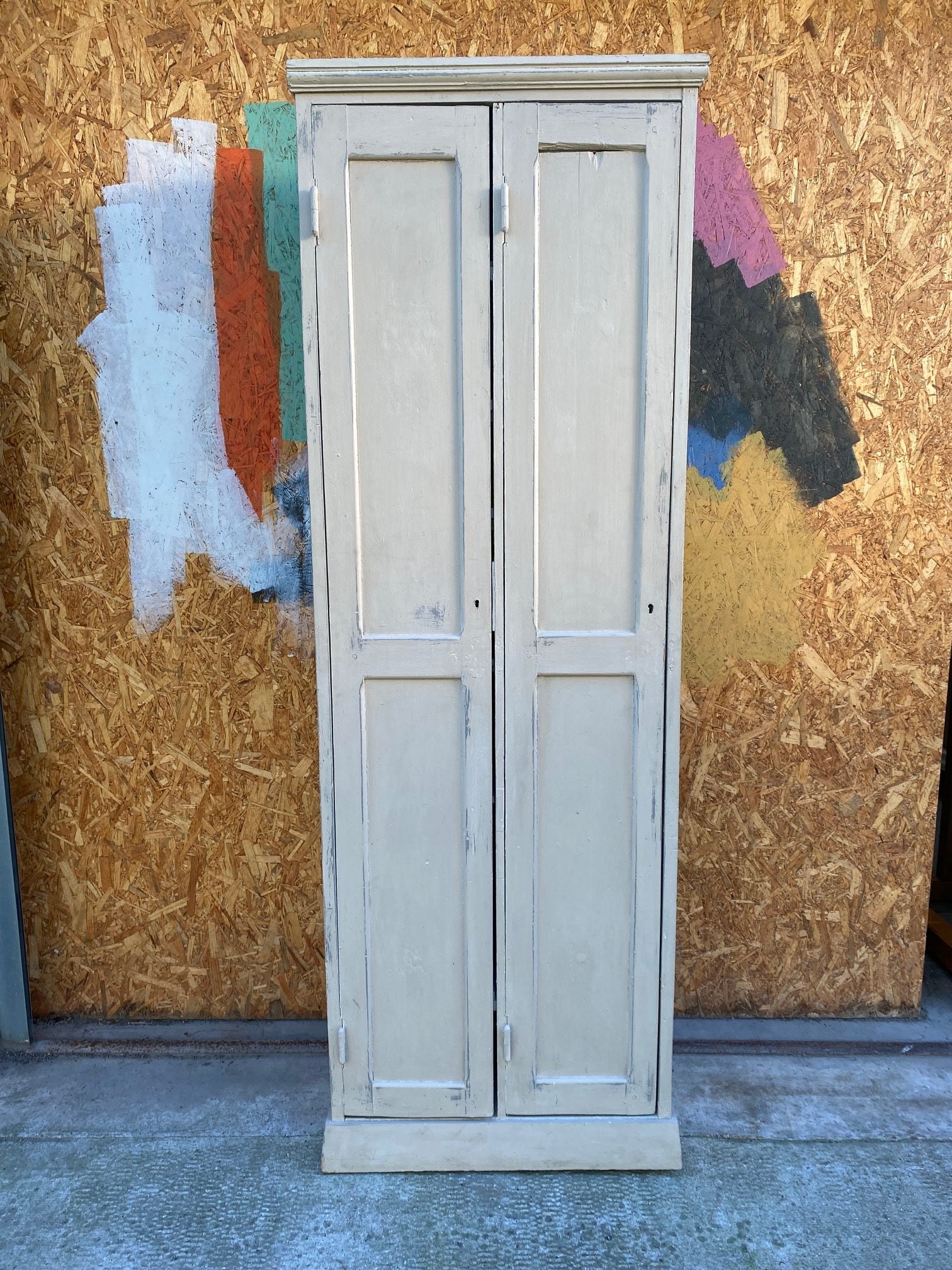 tall-wooden-cupboard-3