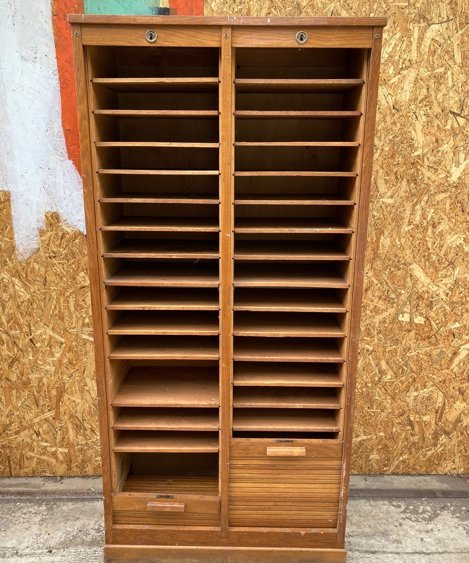 taller-tambour-cabinet-3