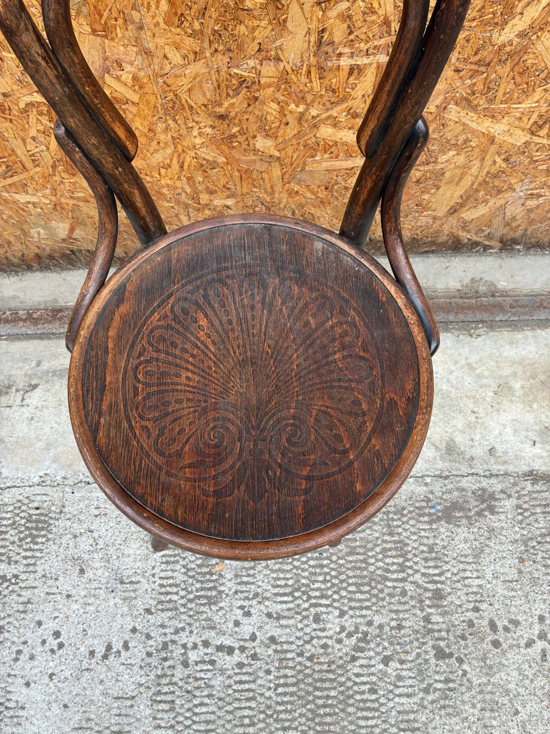 thonet-bentwood-chair-2