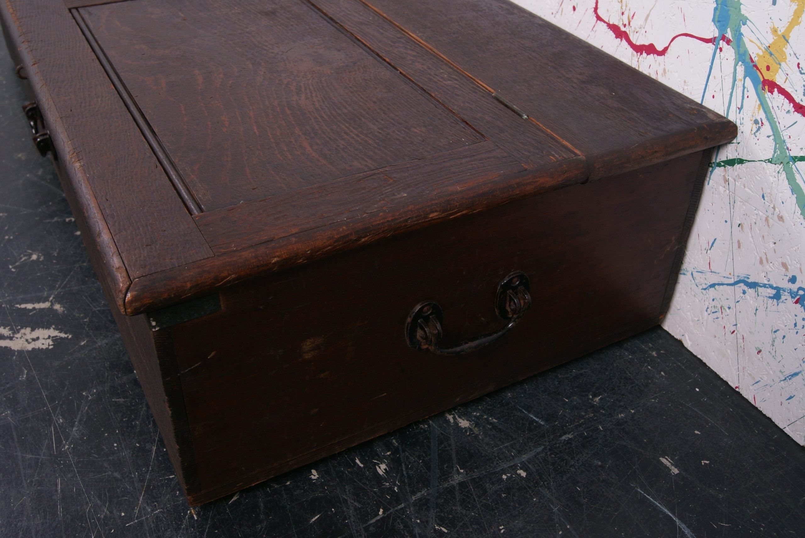 trunk-on-castors-3
